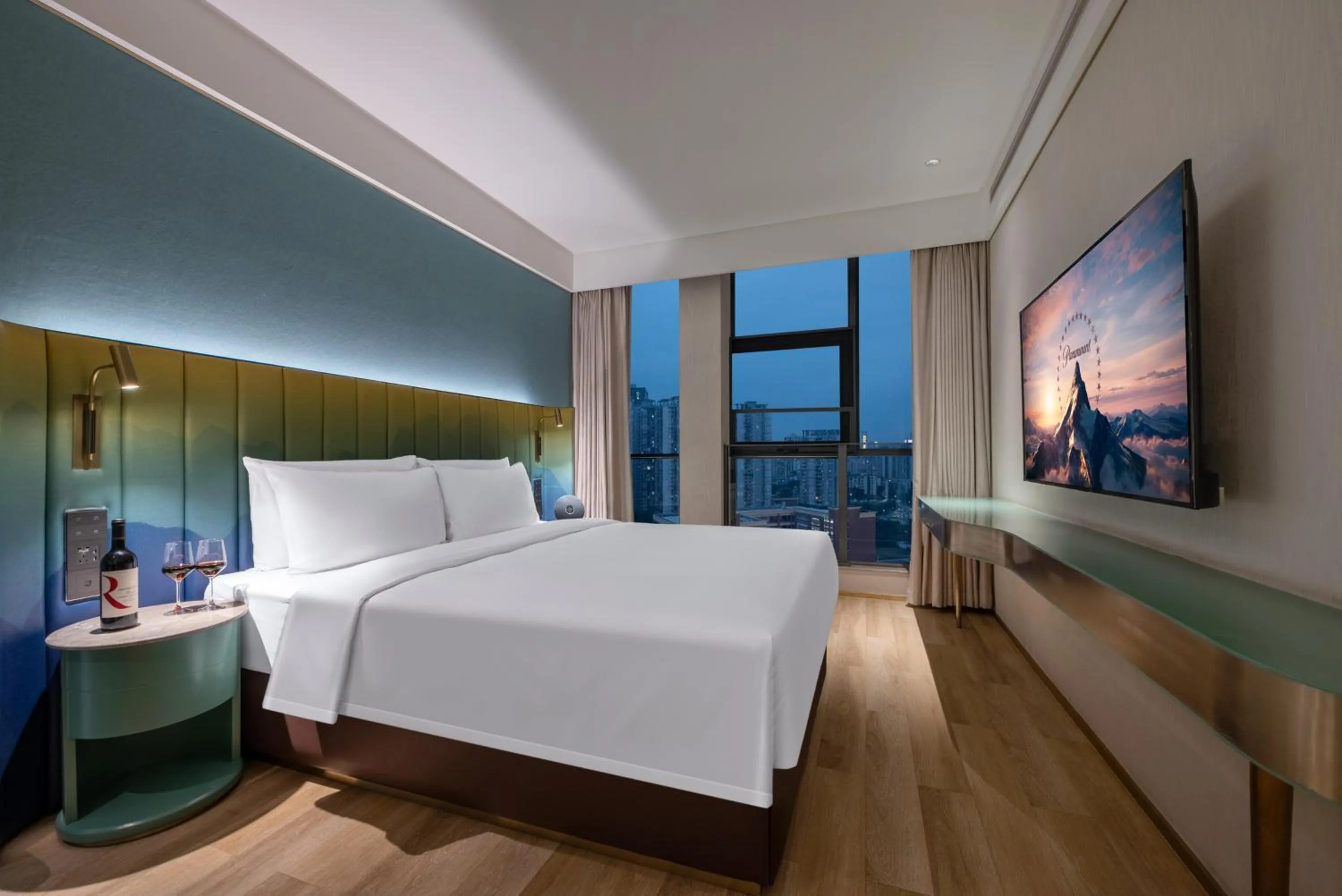 Photo of the whole room, Bed in Manxin Hotel, Guanyinqiao, Chongqing