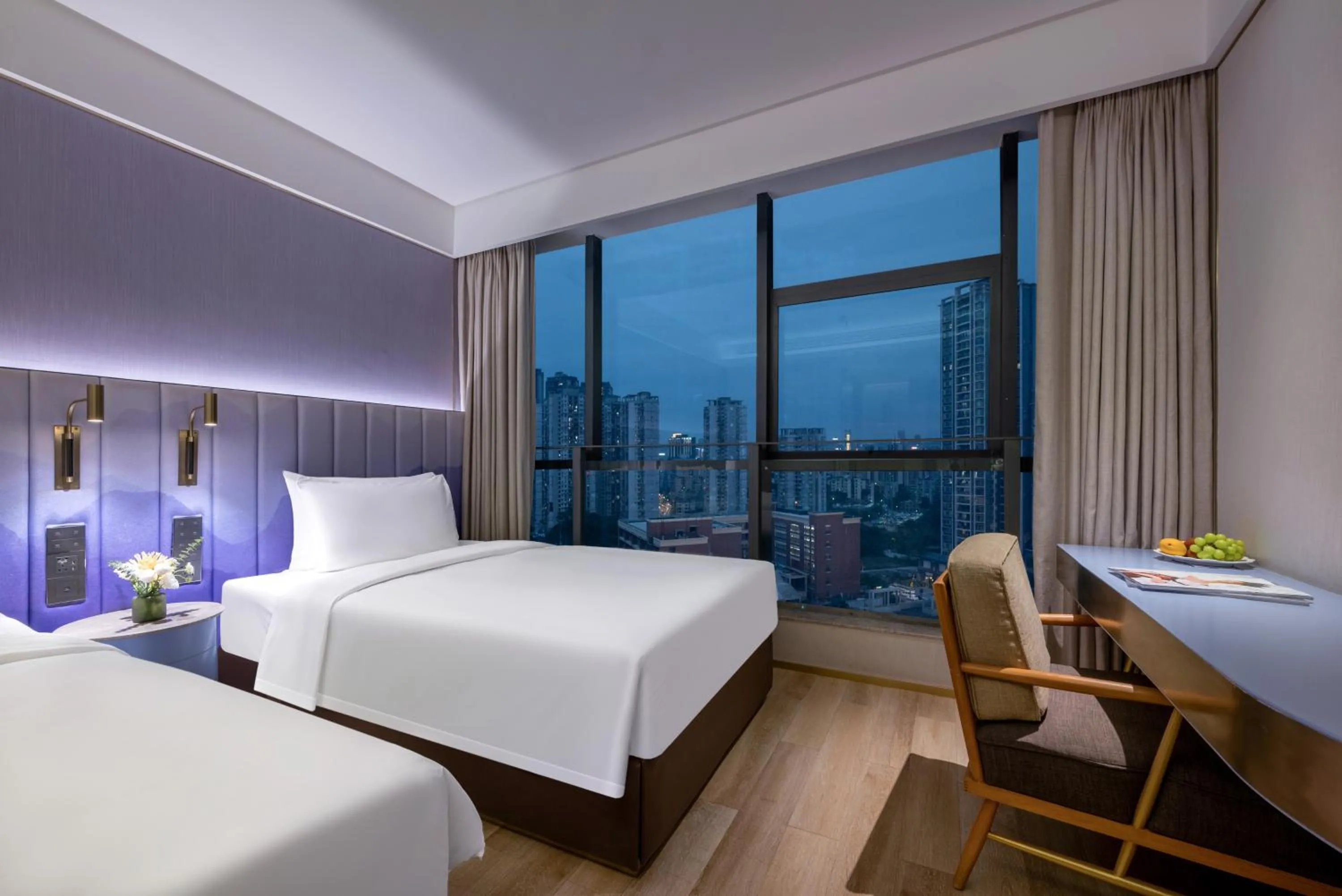 Bedroom, Bed in Manxin Hotel, Guanyinqiao, Chongqing