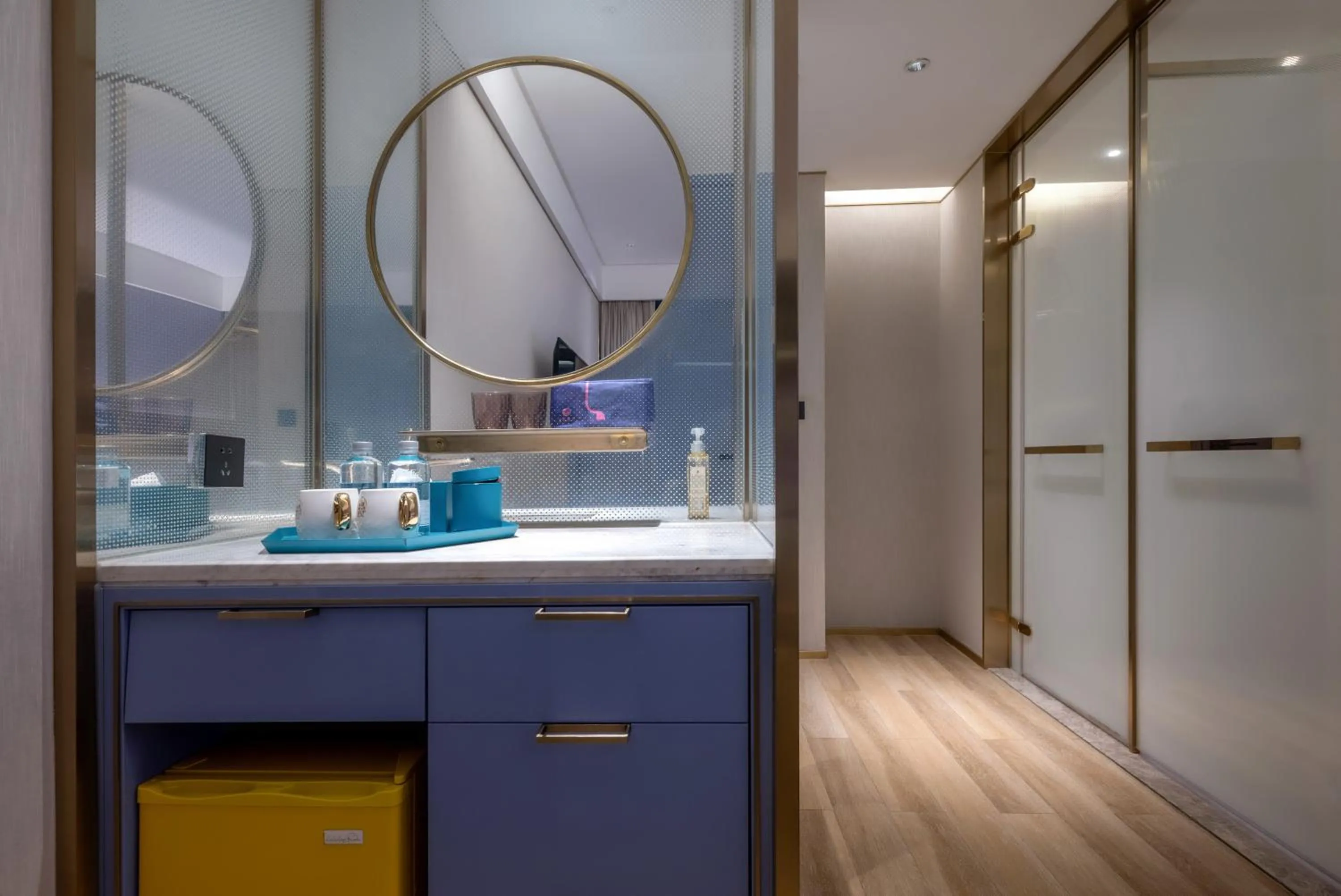 Bathroom in Manxin Hotel, Guanyinqiao, Chongqing