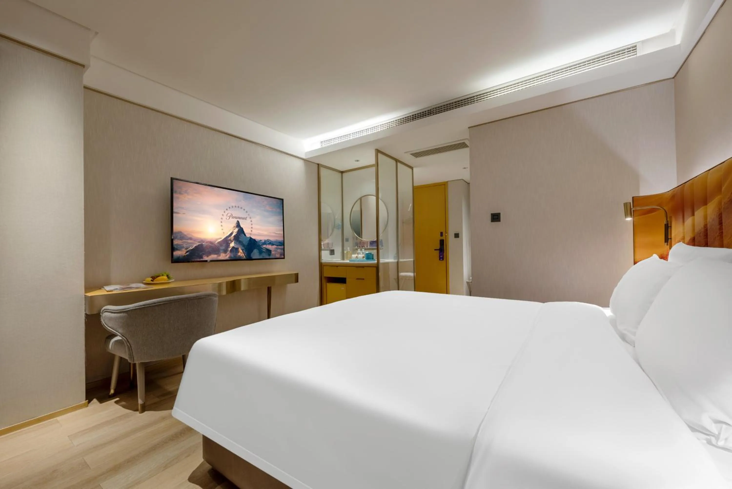 Bedroom, Bed in Manxin Hotel, Guanyinqiao, Chongqing