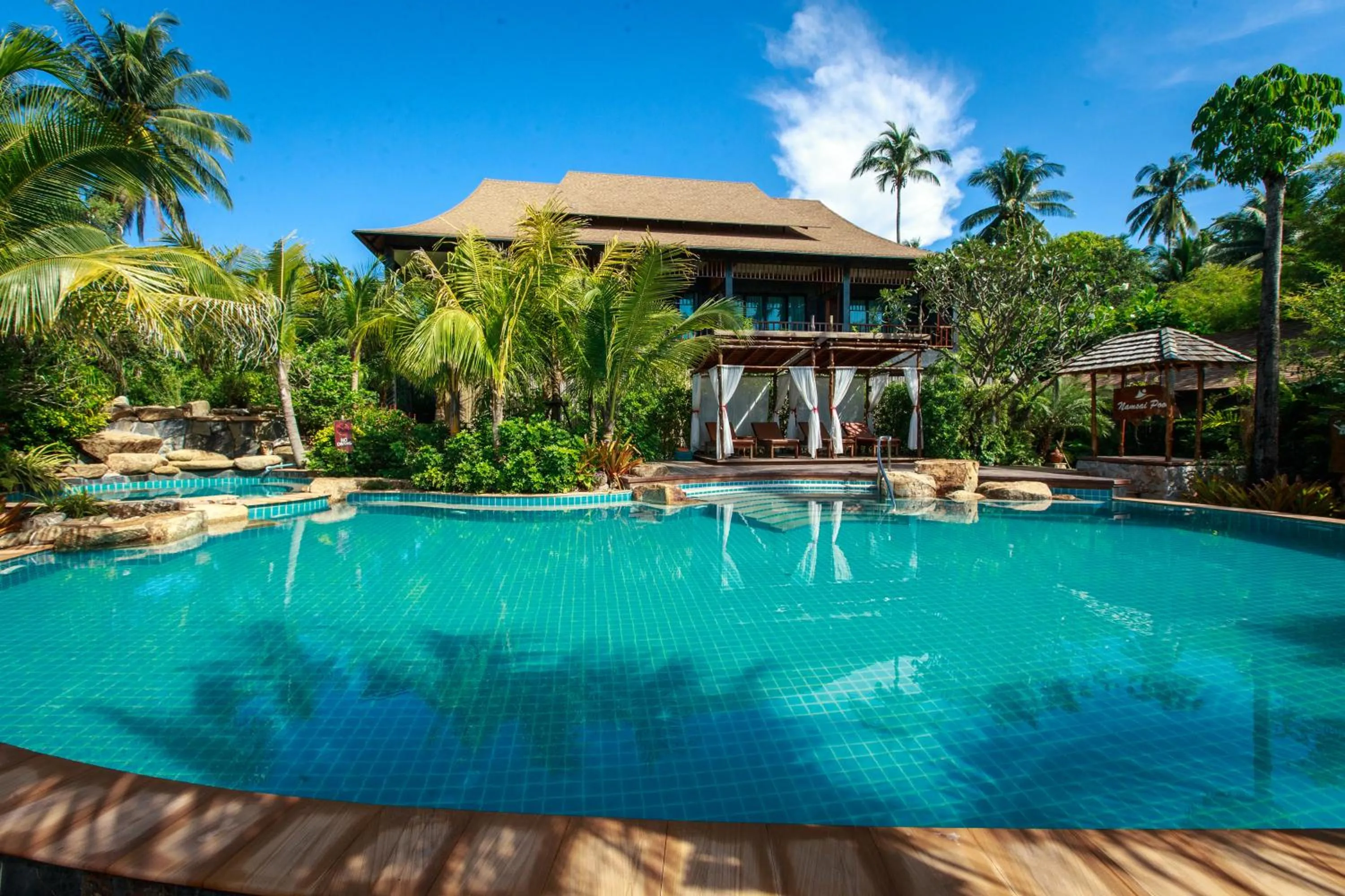 Swimming pool in Andalay Beach Resort Koh Libong