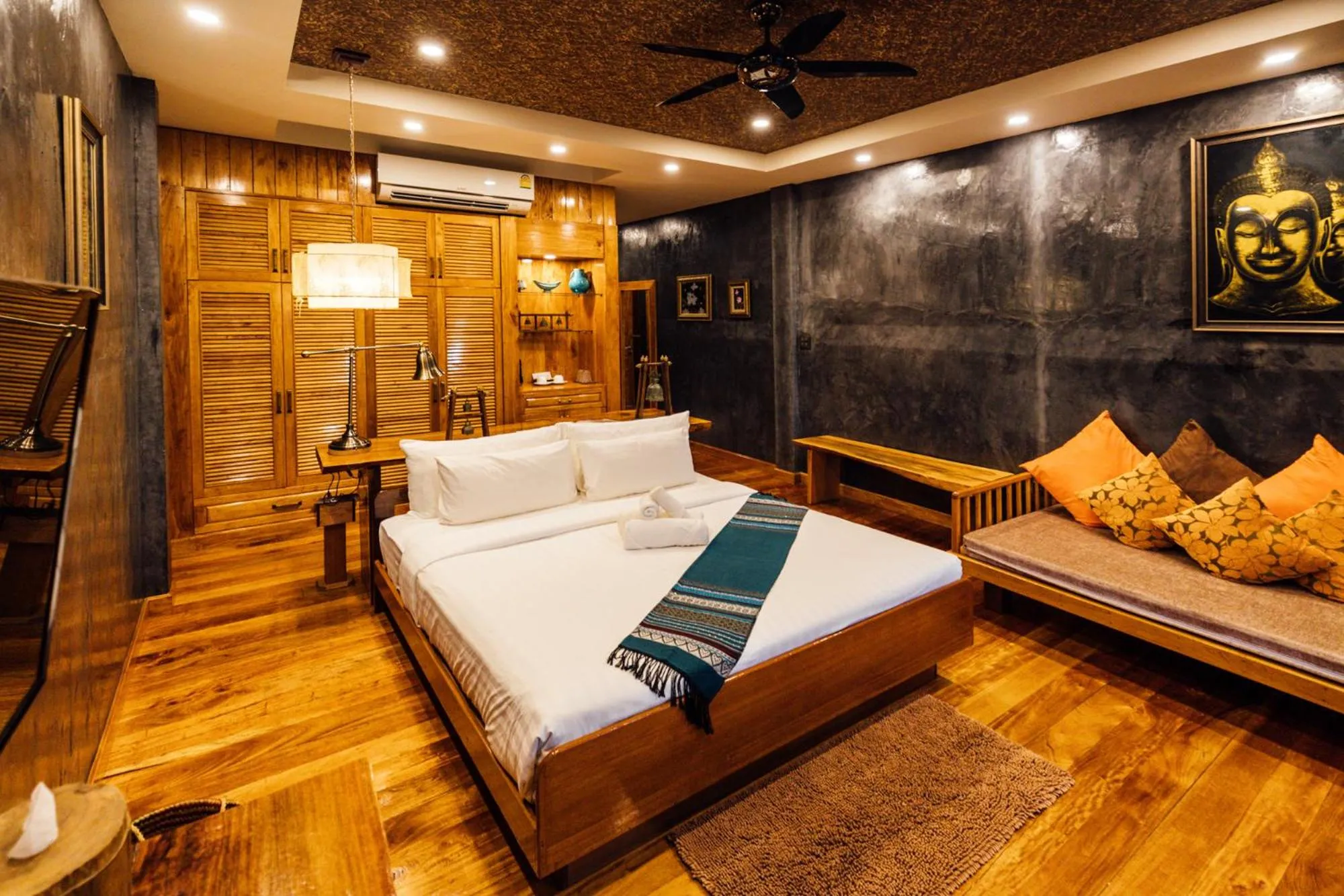 Bed in Andalay Beach Resort Koh Libong