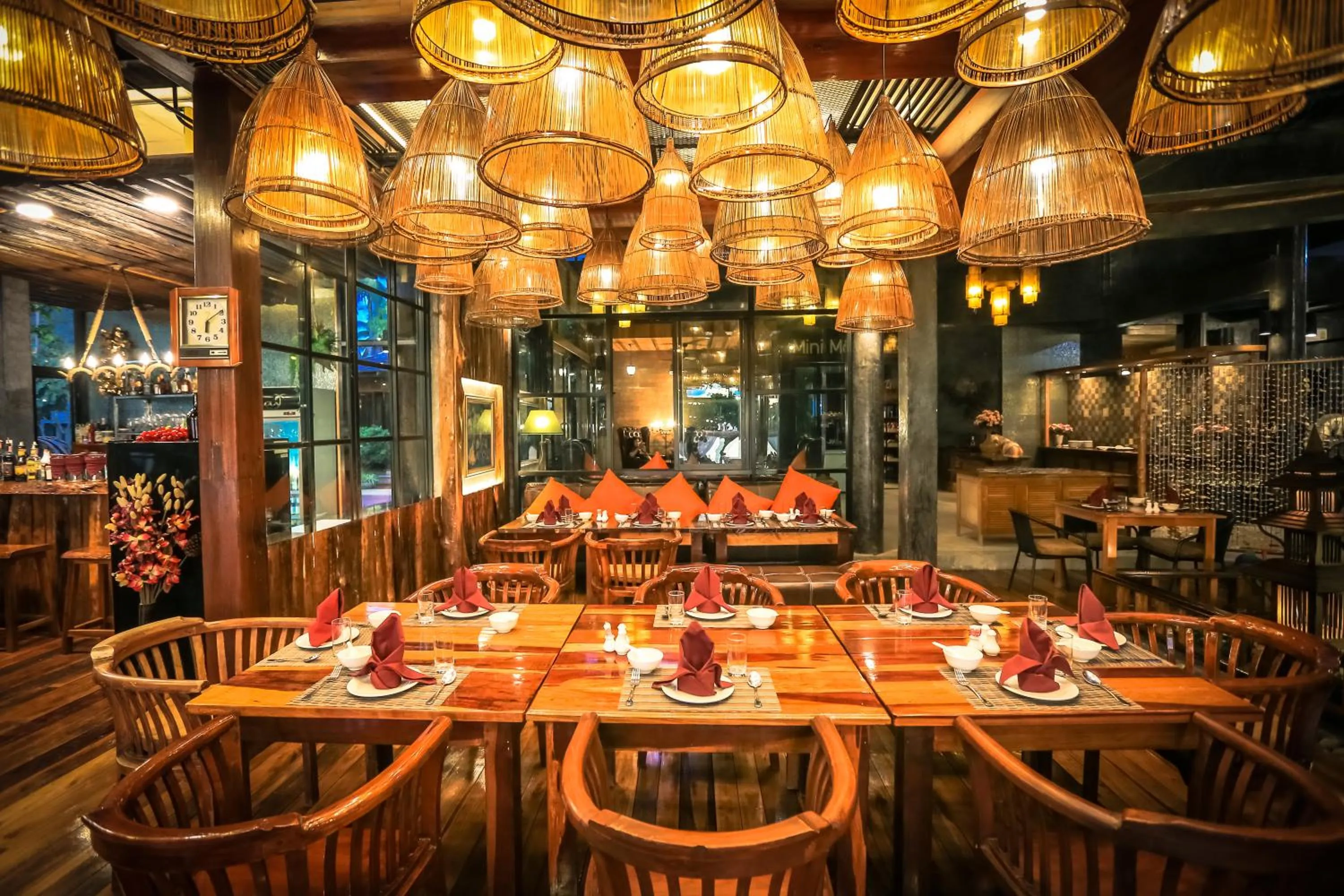 Restaurant/places to eat in Andalay Beach Resort Koh Libong