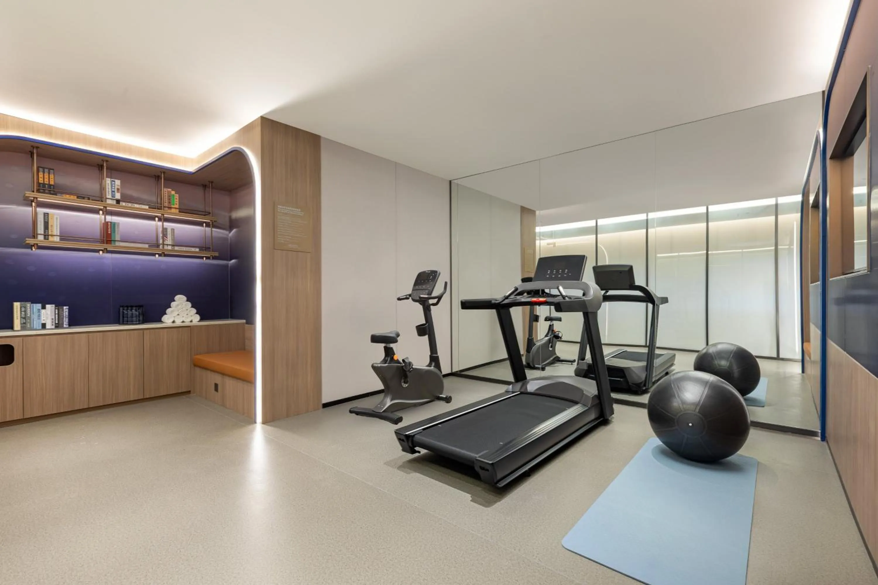 Fitness centre/facilities in Holiday Inn Express Neijiang High-Tech Zone by IHG
