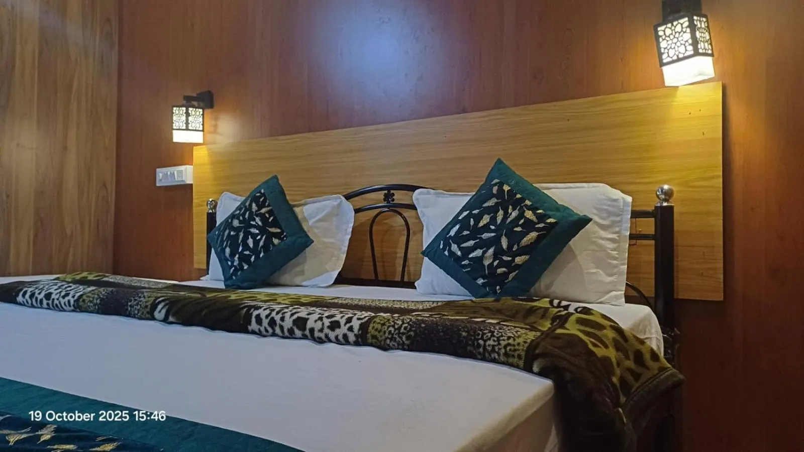 Bed in Sai Palolem Beach cottages