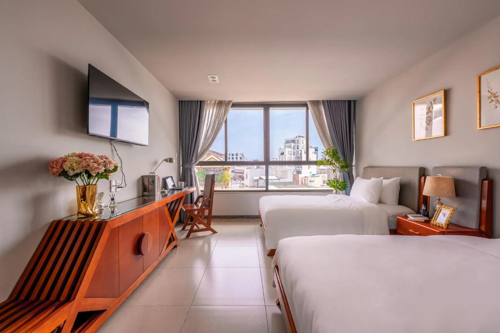 Twin Room in SAZI Parlia Hotel - Free Nails HairWash n Airport Twin Room in SAZI Parlia Hotel - Free Nails HairWash n Airport