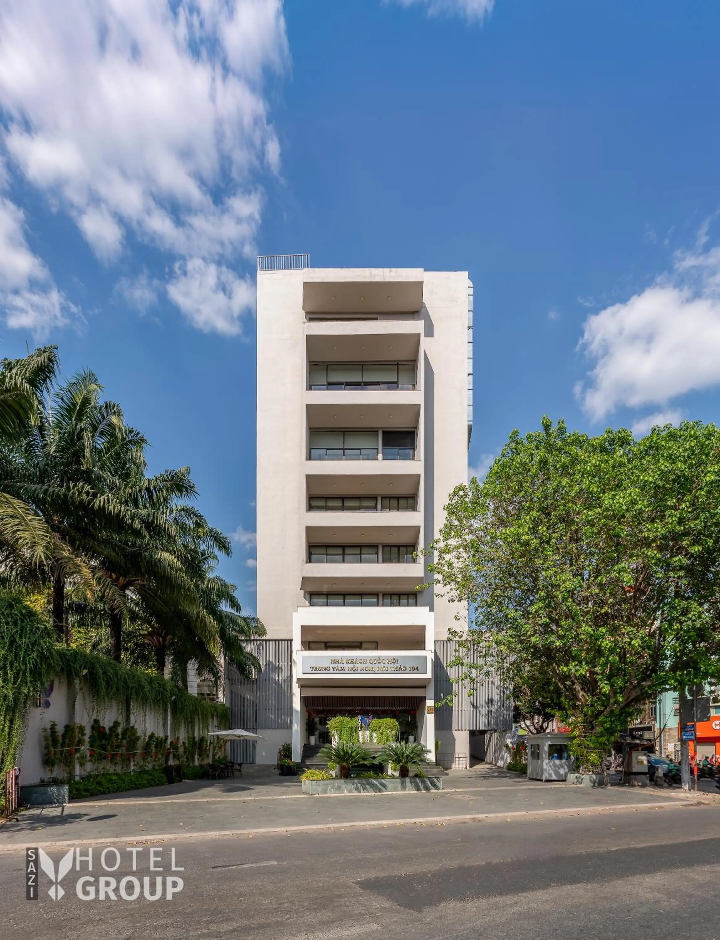 Property building in SAZI Parlia Hotel - Free Nails HairWash n Airport