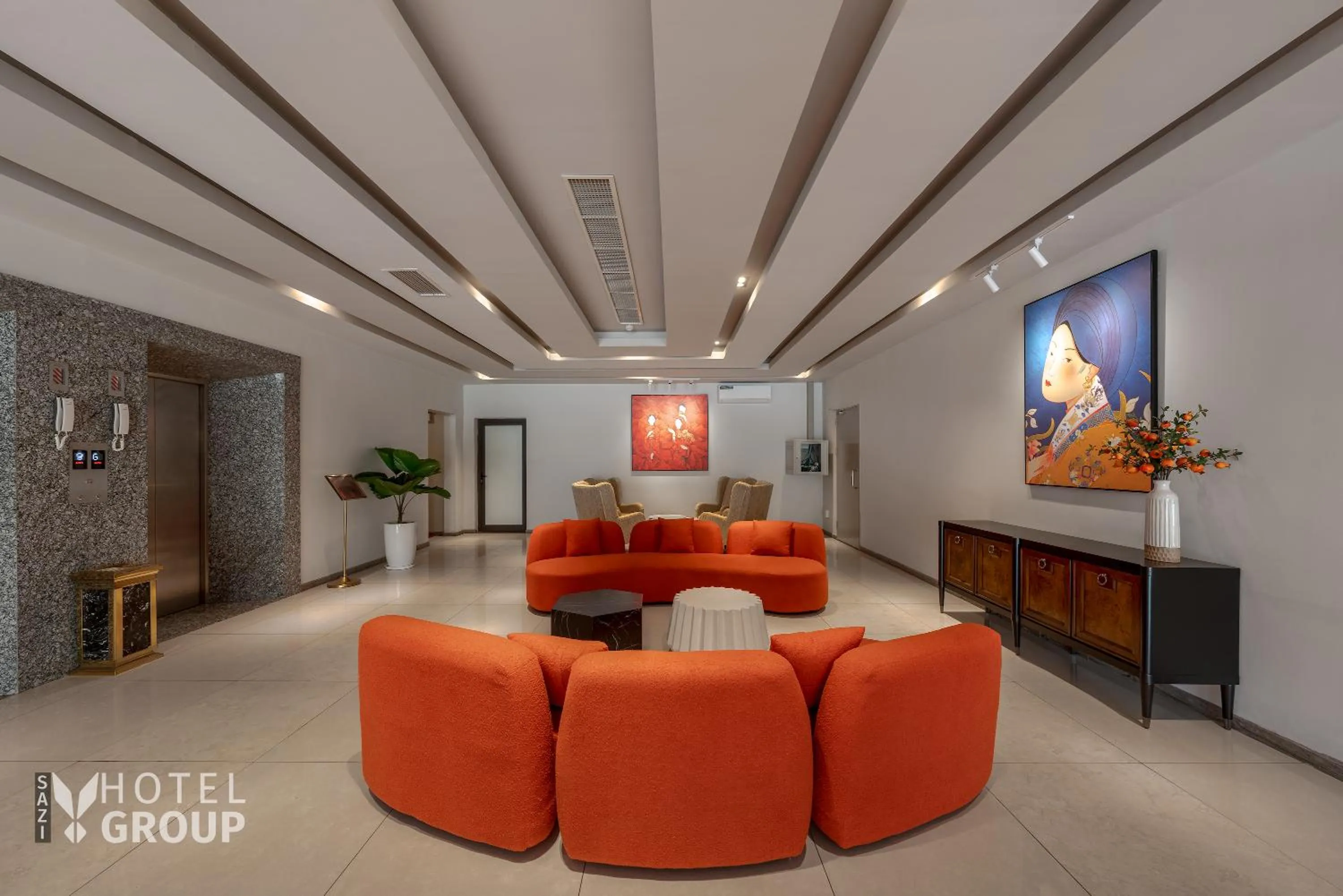 Lobby or reception in SAZI Parlia Hotel - Free Nails HairWash n Airport