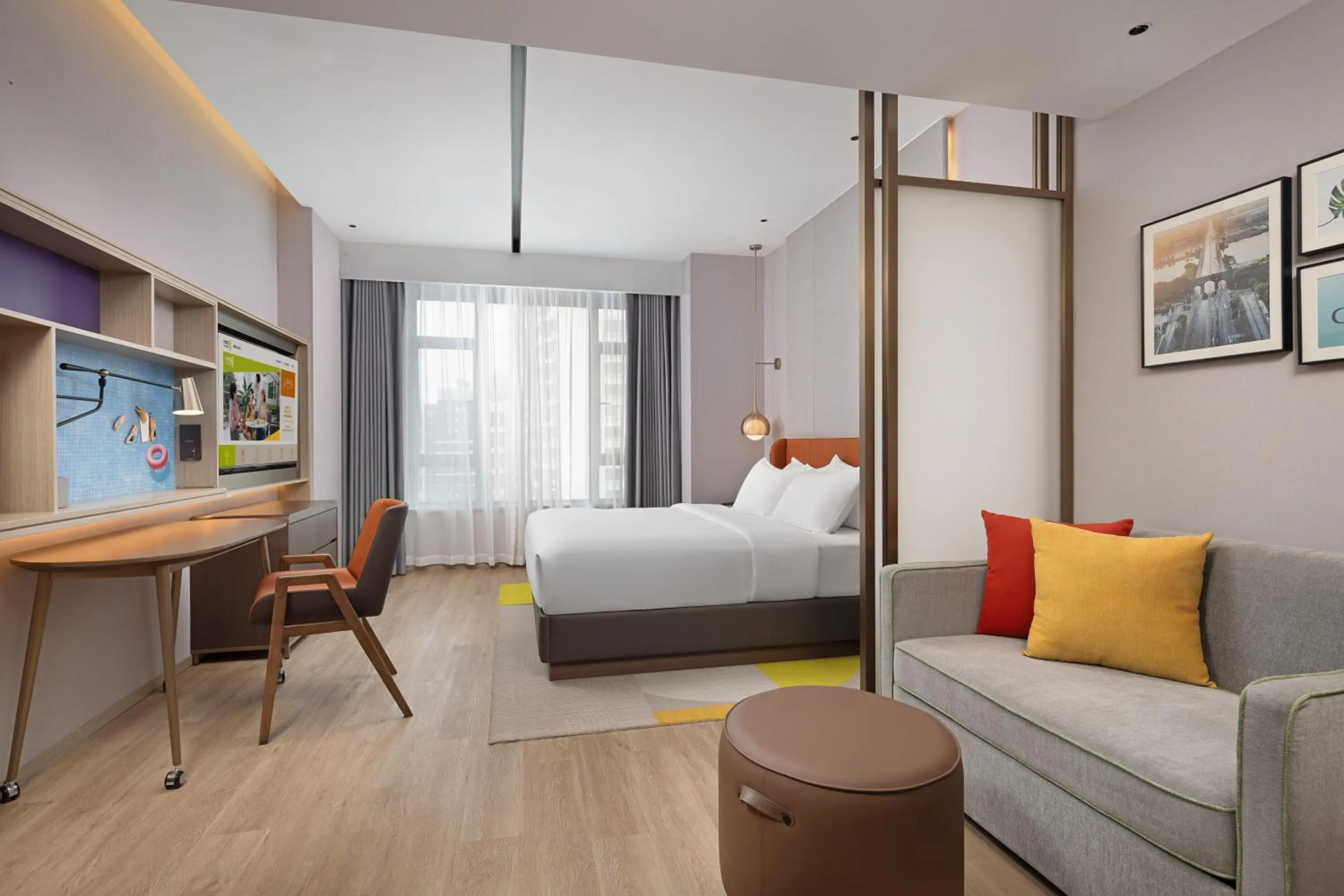 TV and multimedia, Bed in Home2 Suite by Hilton Jingzhou Wanda Plaza