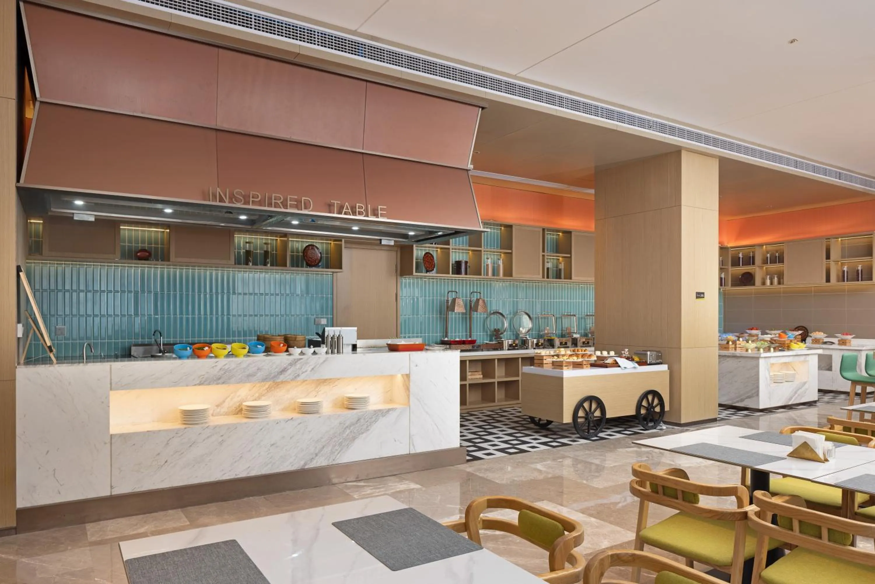 Restaurant/places to eat in Home2 Suite by Hilton Jingzhou Wanda Plaza