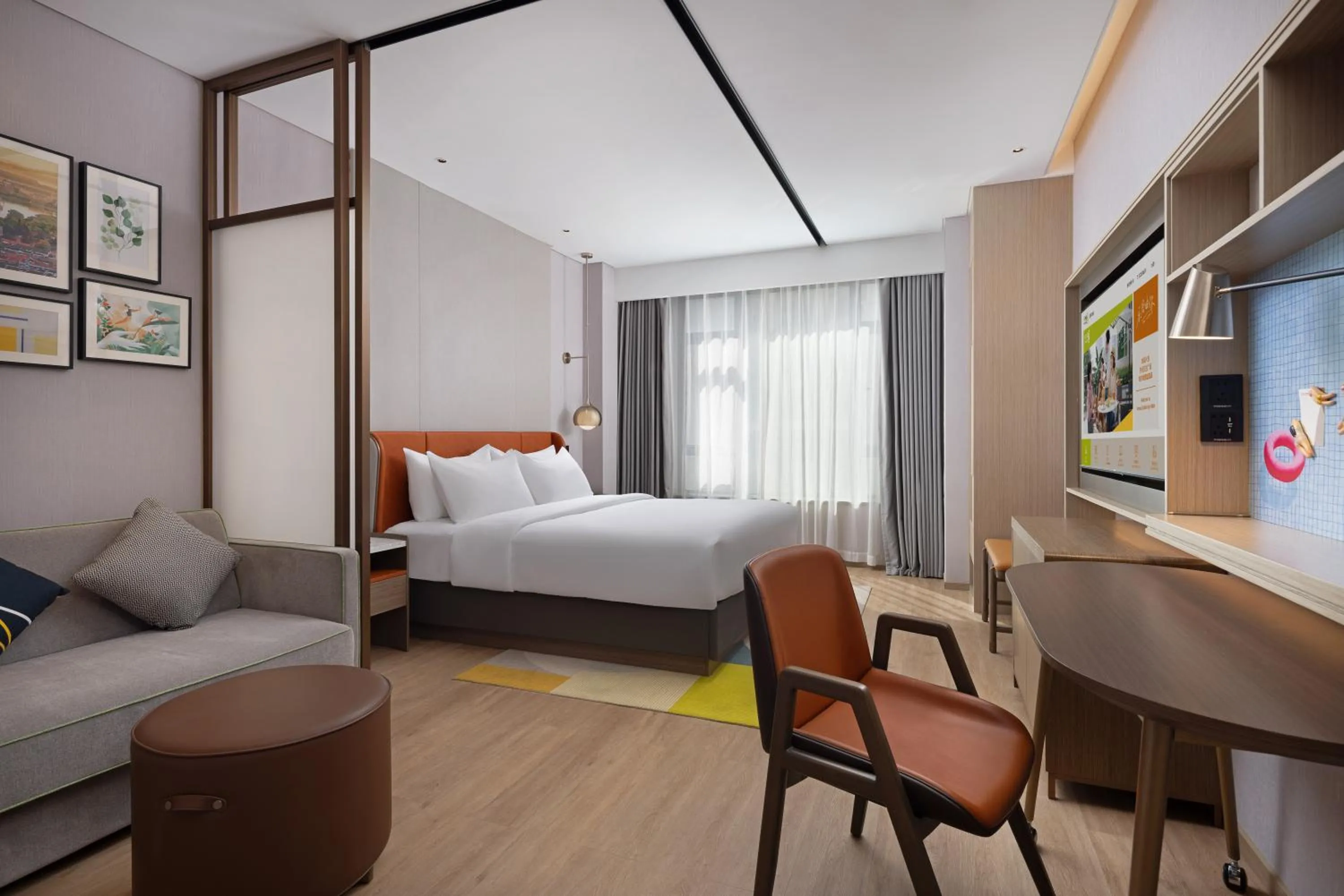Photo of the whole room, Bed in Home2 Suite by Hilton Jingzhou Wanda Plaza