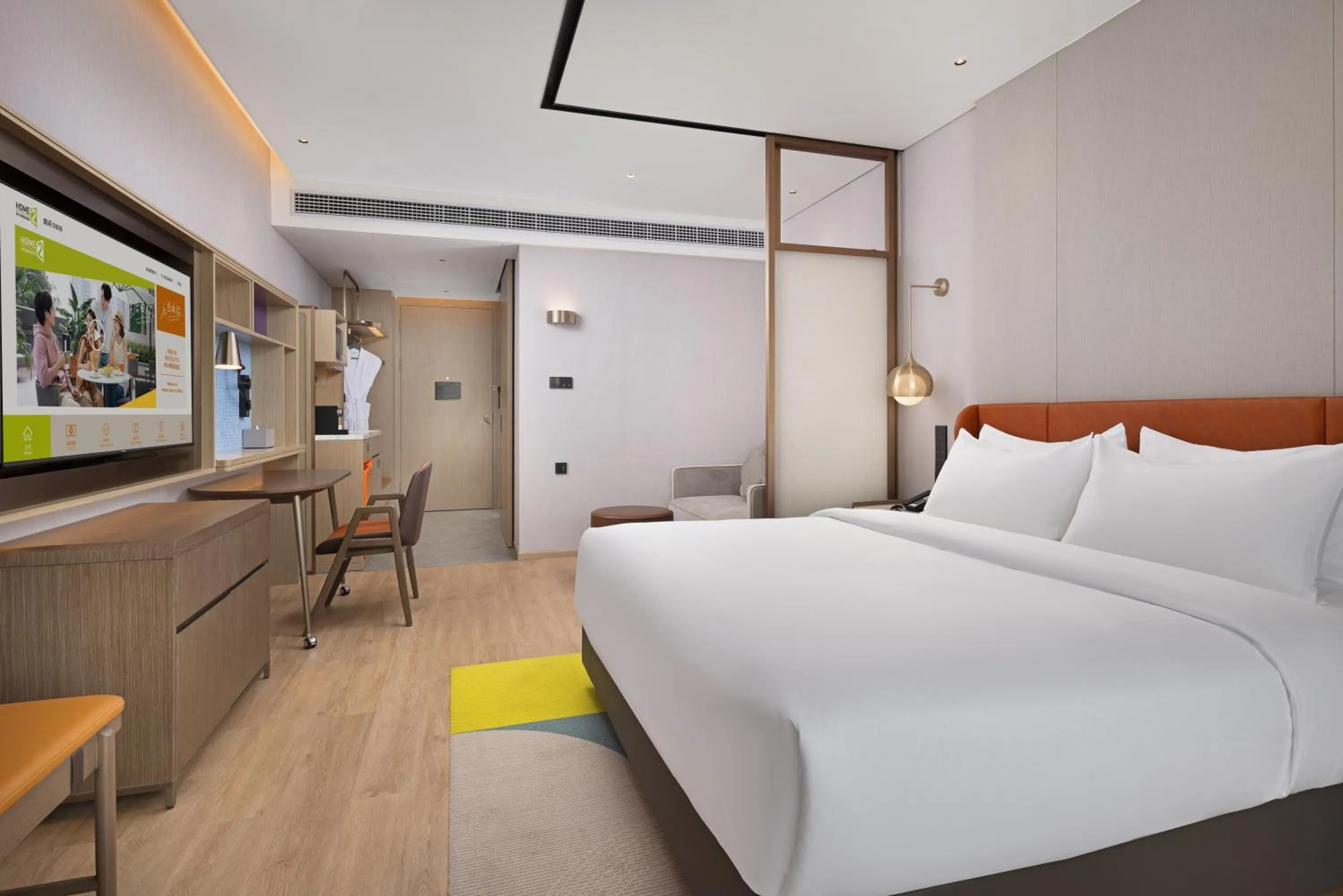 Photo of the whole room, Bed in Home2 Suite by Hilton Jingzhou Wanda Plaza