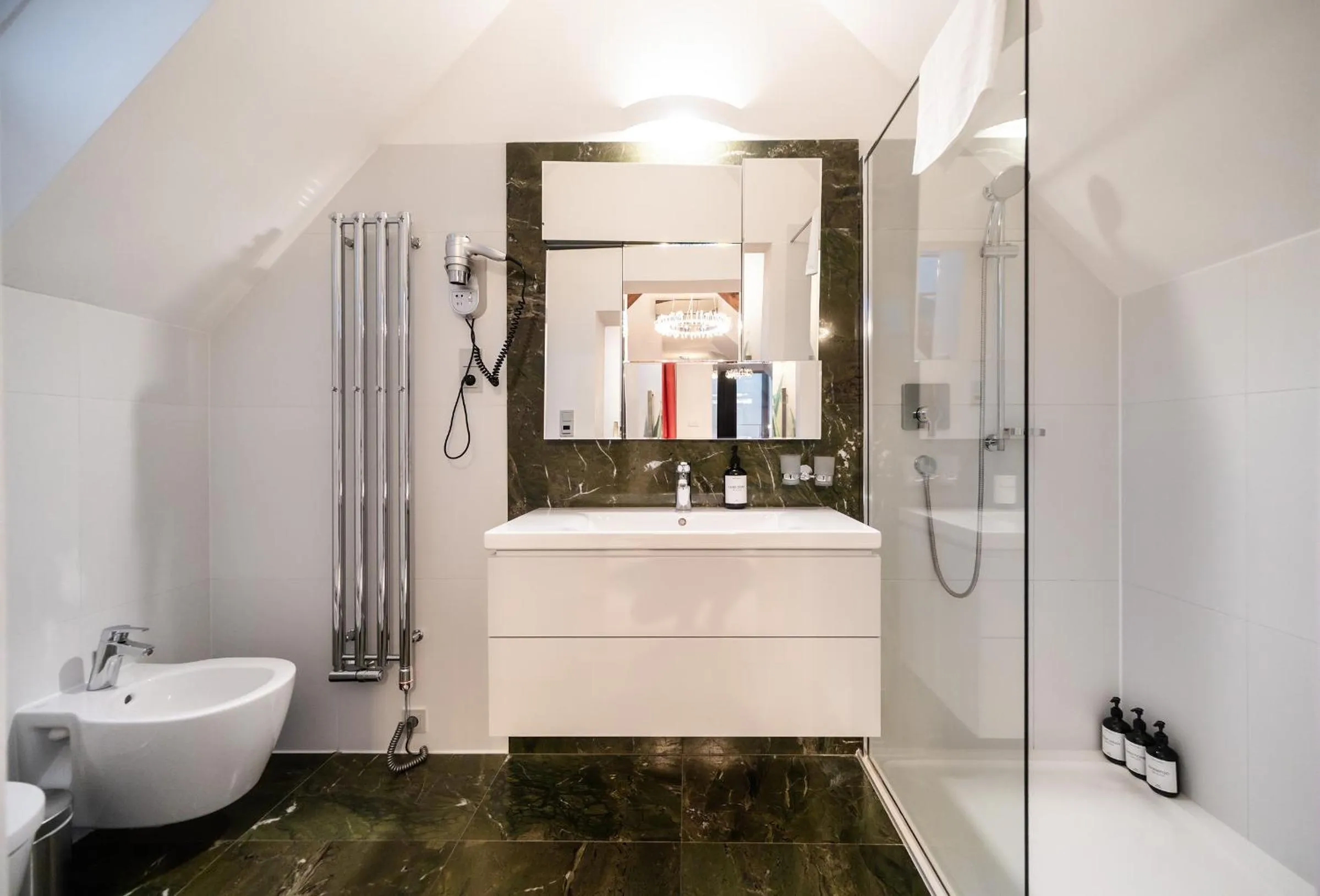 Shower in Old Royal Post Boutique Hotel & Premium Suites