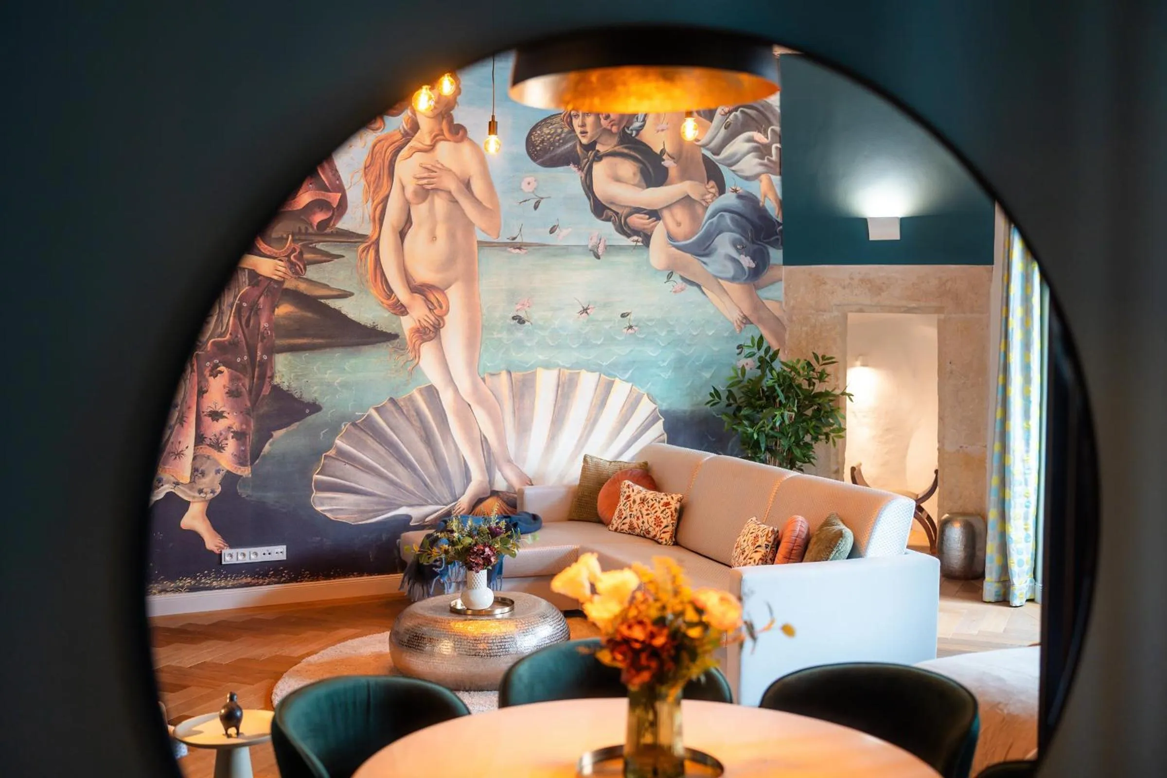 Decorative detail in Old Royal Post Boutique Hotel & Premium Suites