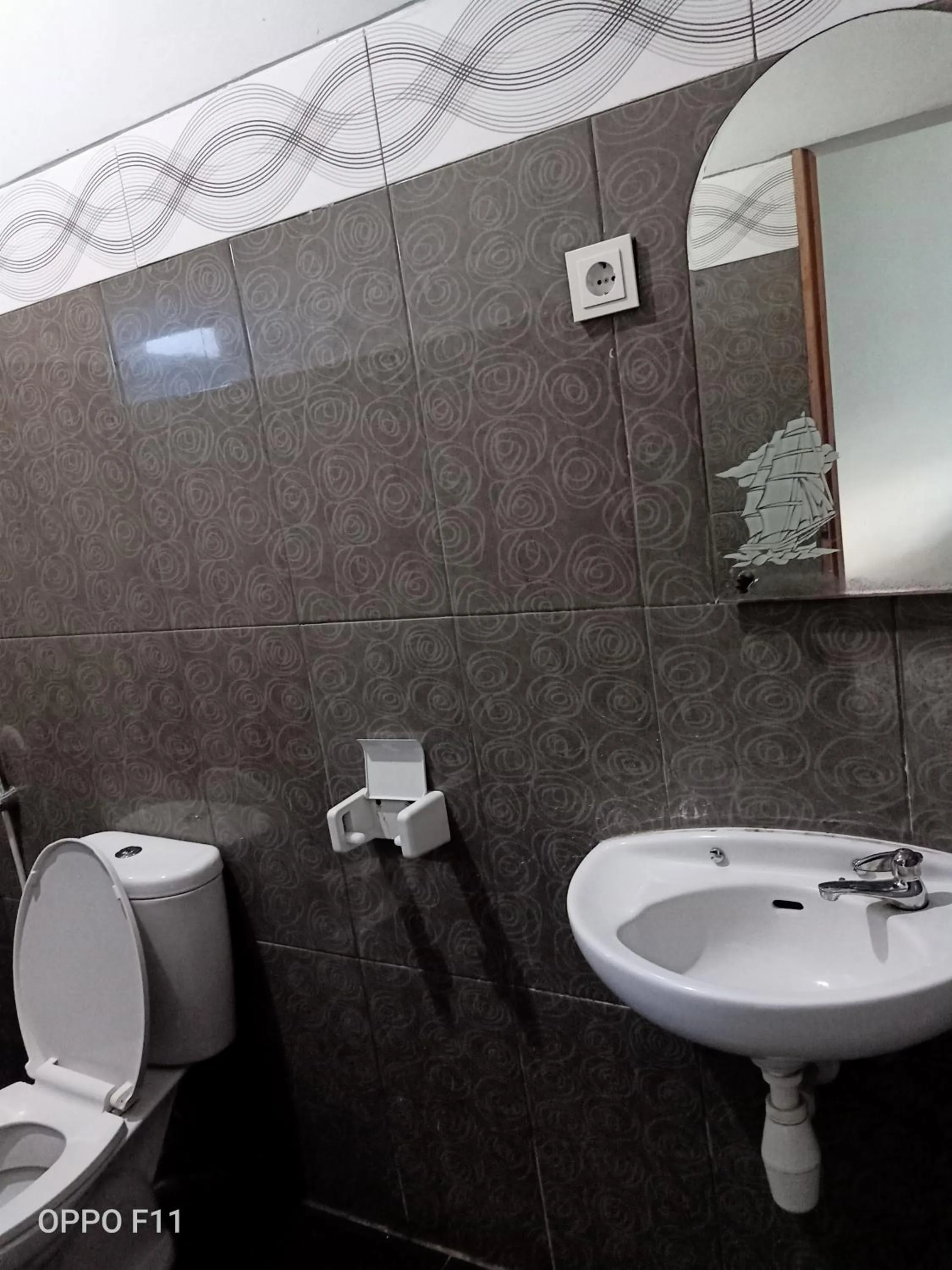 Toilet in Tri Putri Homestay