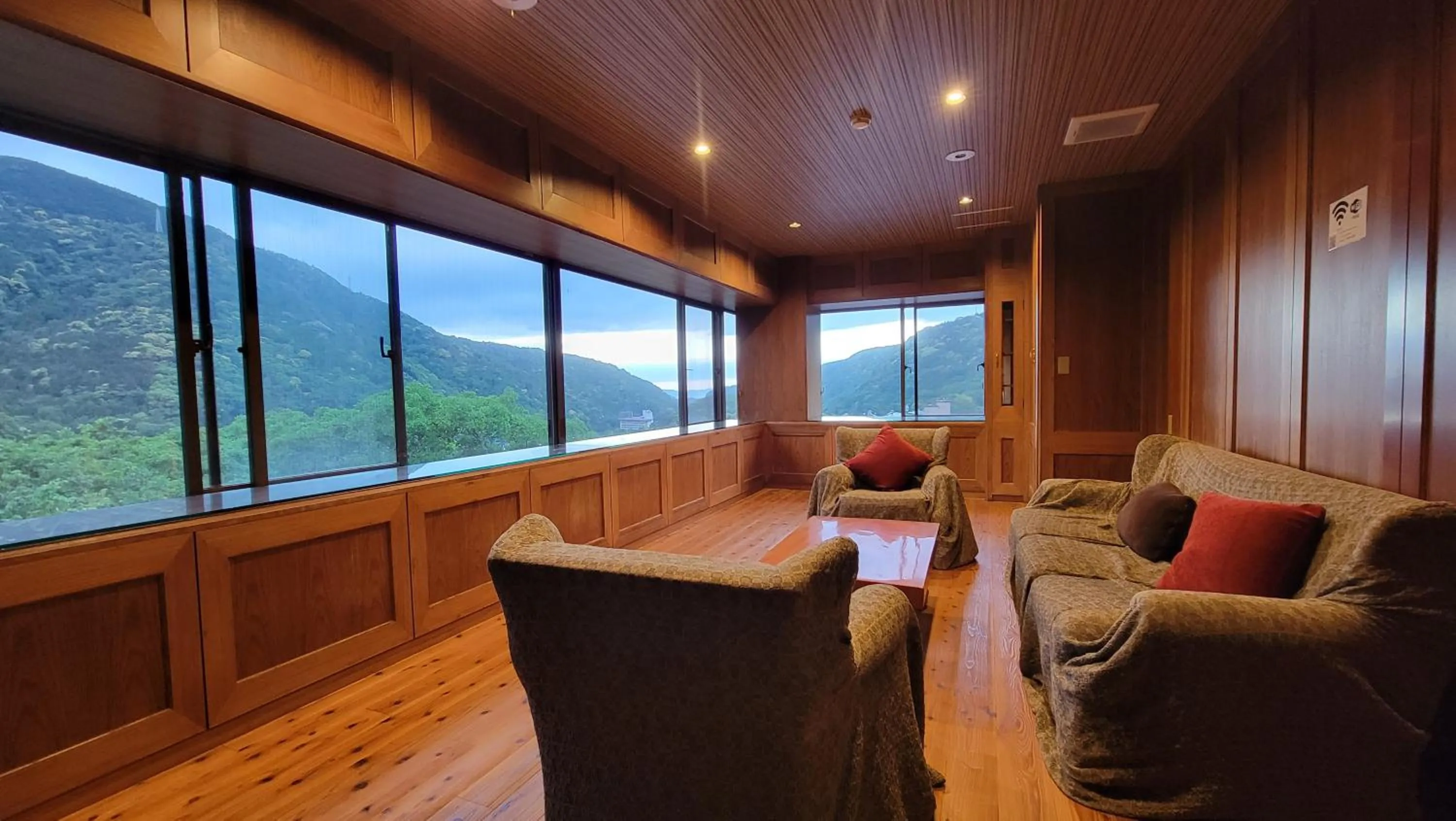 Photo of the whole room in K's House Hostels - Hakone Yumoto Onsen