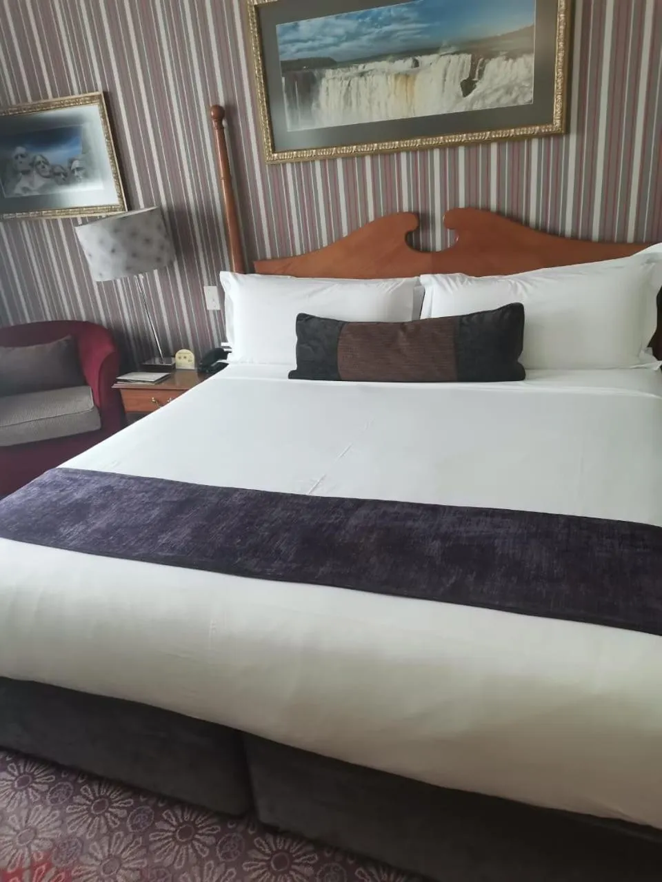 Bedroom in Walmont at Graceland