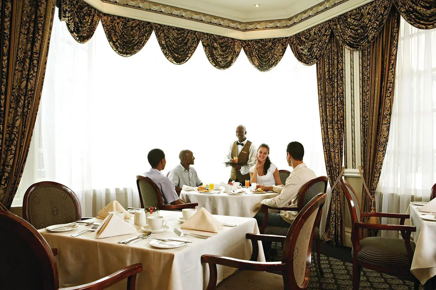 Breakfast in Walmont at Graceland Breakfast in Walmont at Graceland