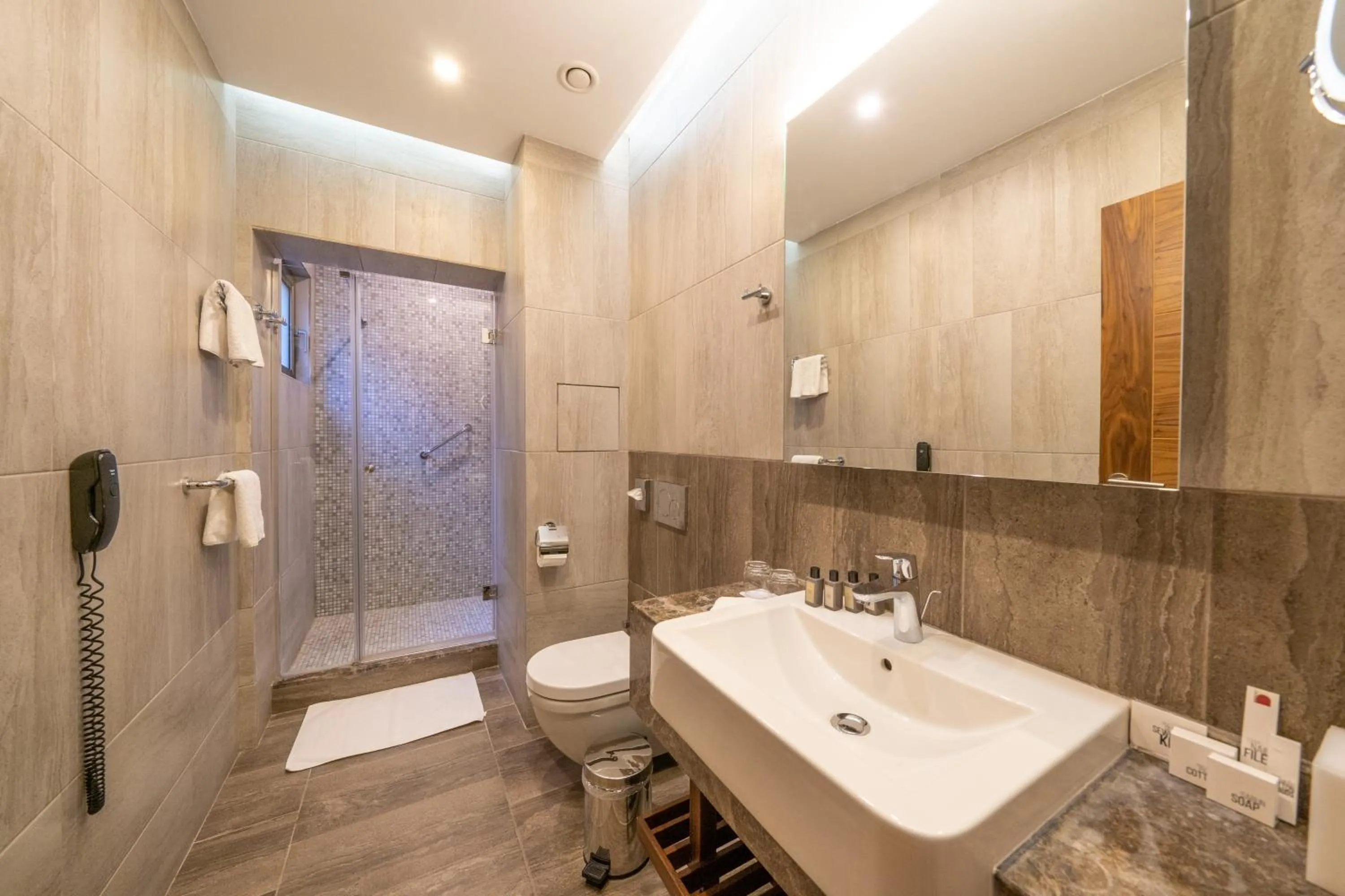 Shower in Spektr Boutique Hotel Yalikavak