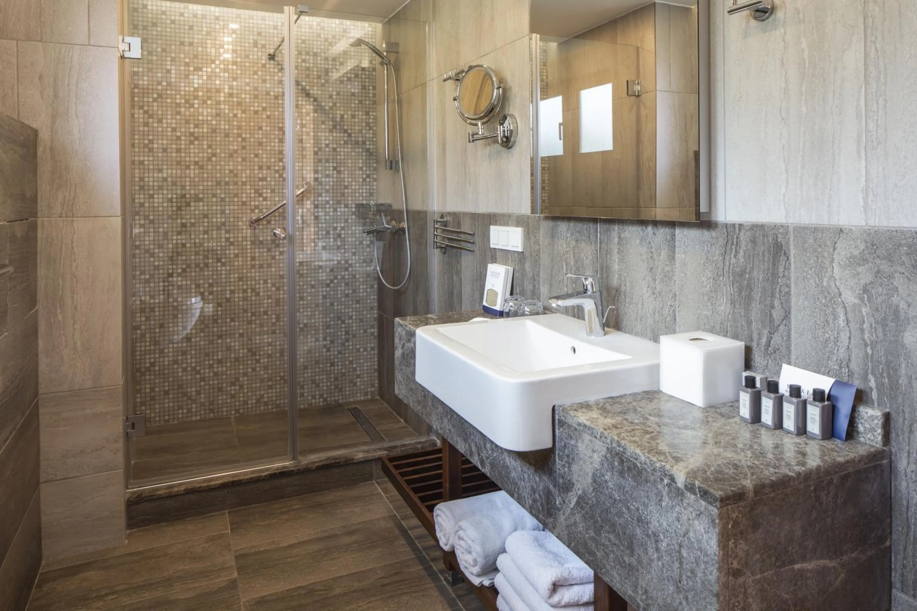 Shower in Spektr Boutique Hotel Yalikavak