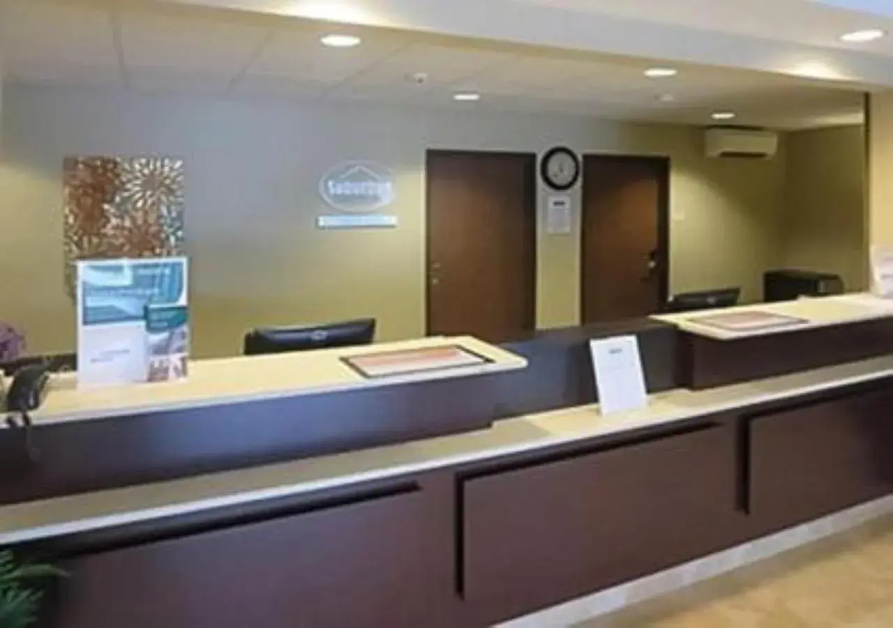 Lobby or reception in Suburban Studios Washington, PA Lobby or reception in Suburban Studios Washington, PA