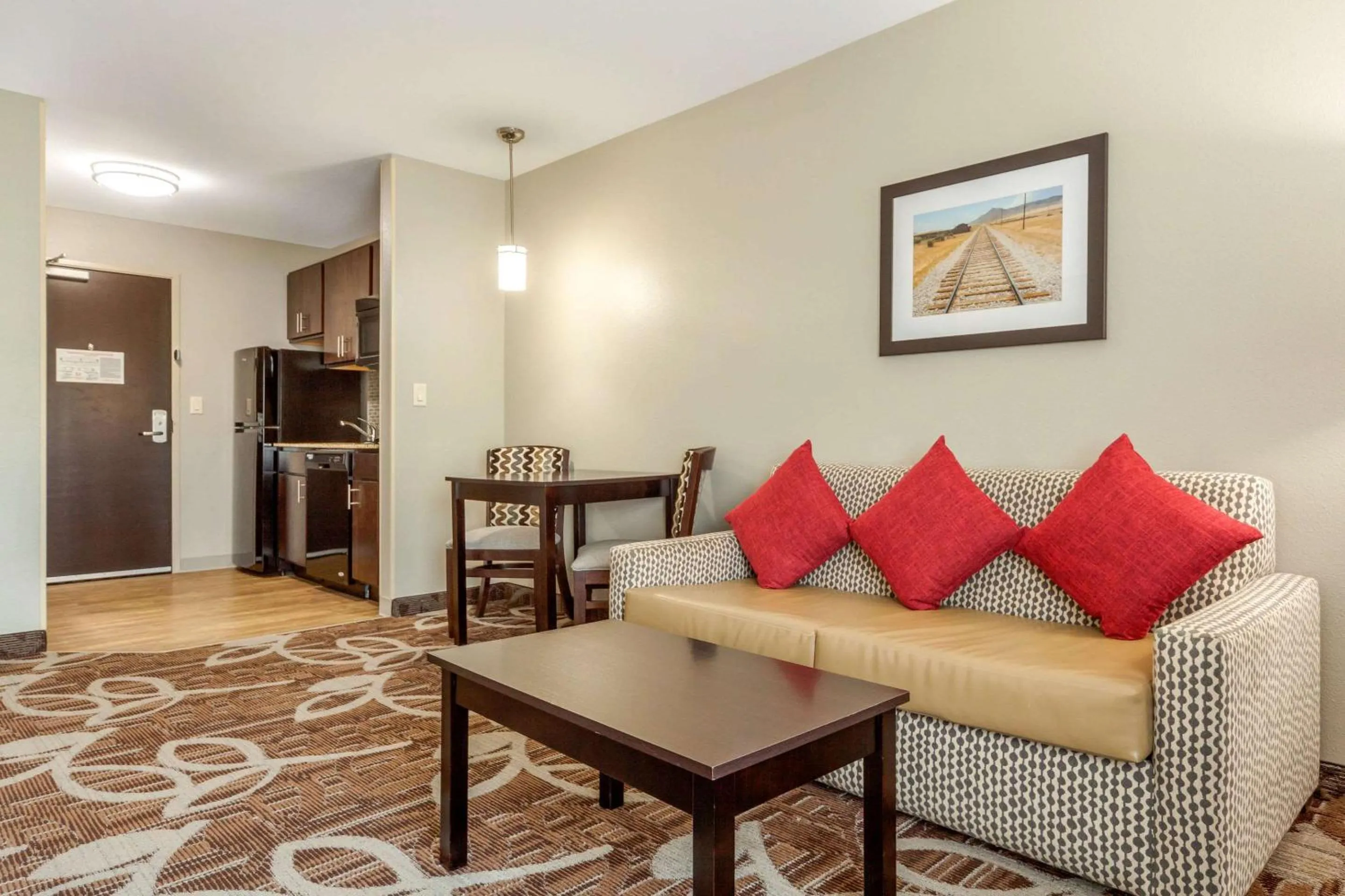 Bedroom in MainStay Suites Lincoln University Area