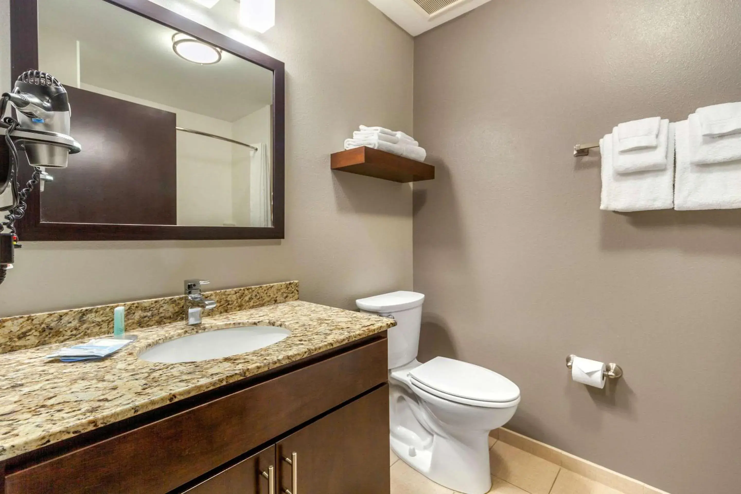 Bedroom in MainStay Suites Lincoln University Area Bedroom in MainStay Suites Lincoln University Area