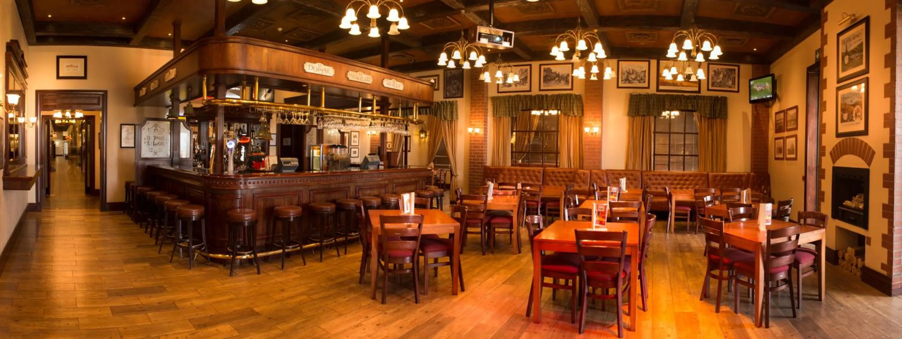 Evening entertainment in Peermont Metcourt at Frontier, Bethlehem