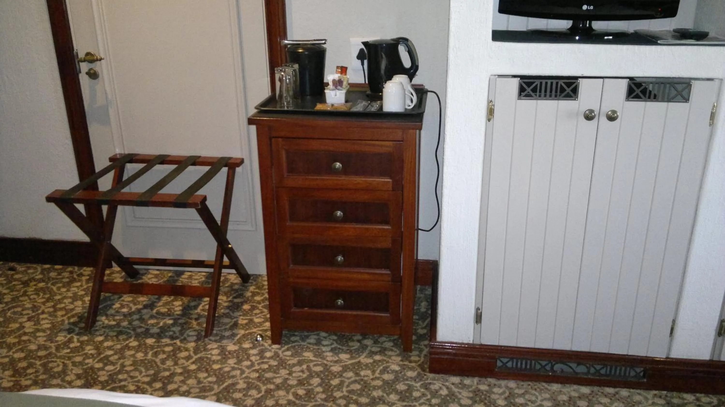 Coffee/tea facilities in Peermont Metcourt at Frontier, Bethlehem