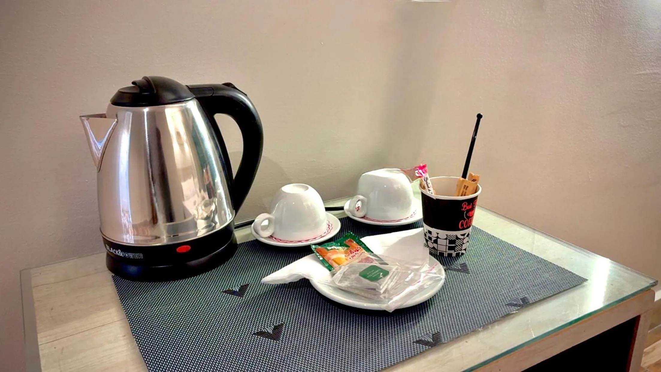 Coffee/tea facilities in Nile Hotel