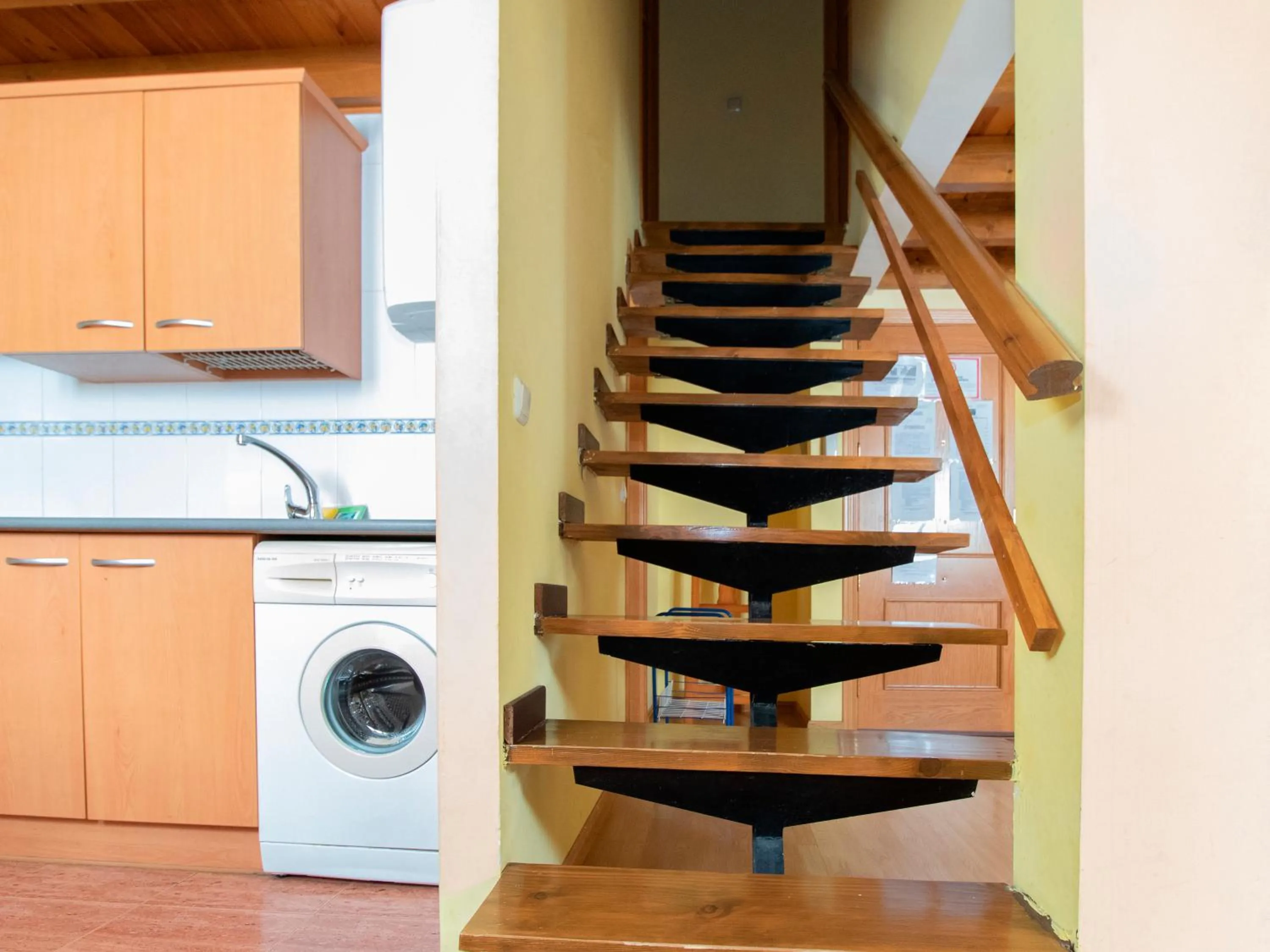 Kitchen or kitchenette in Apartamentos Canfranc 3000