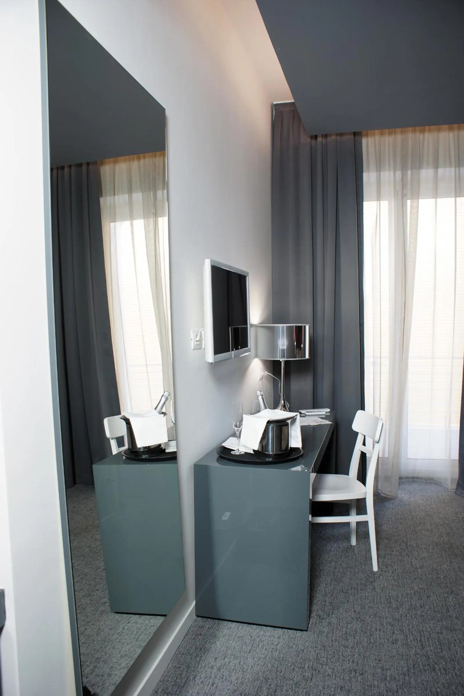 Decorative detail in Hotel Leopardi