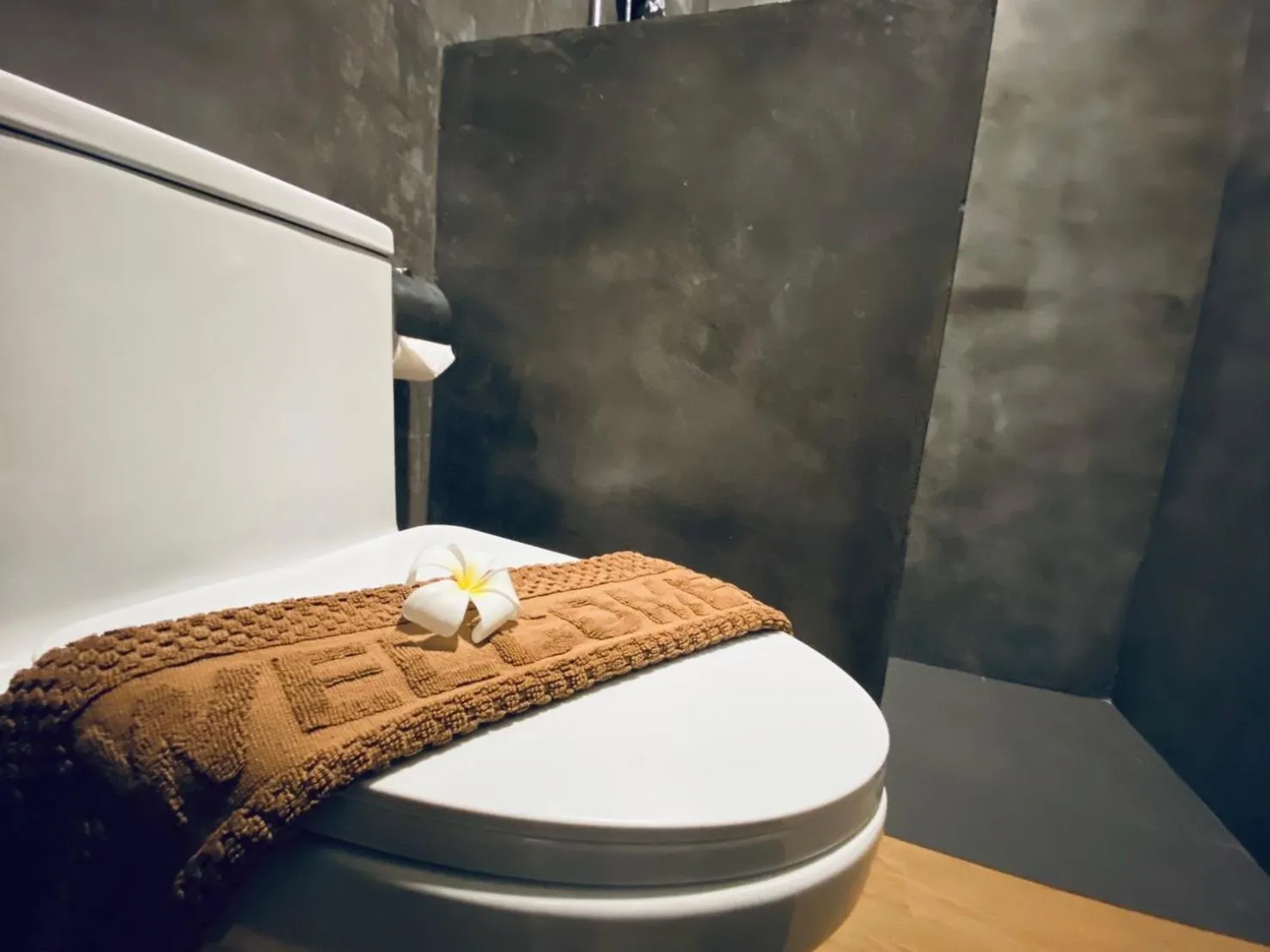 Bathroom in Pai Nam Now