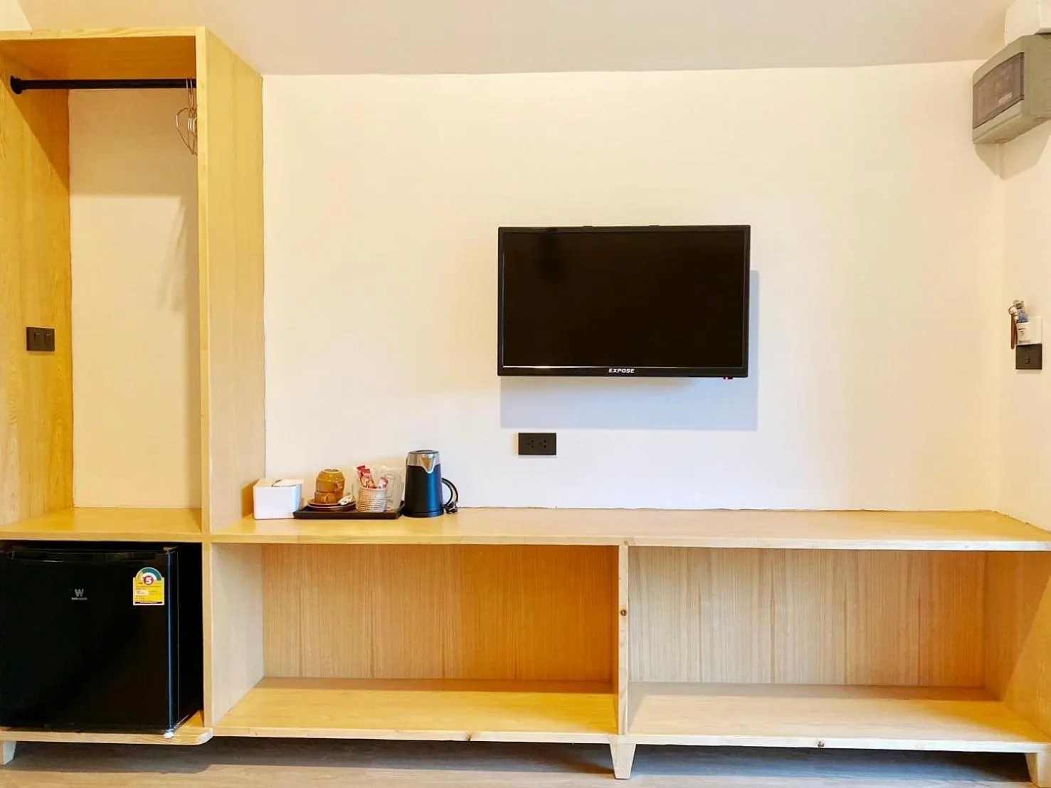 Entertainment in Pai Nam Now