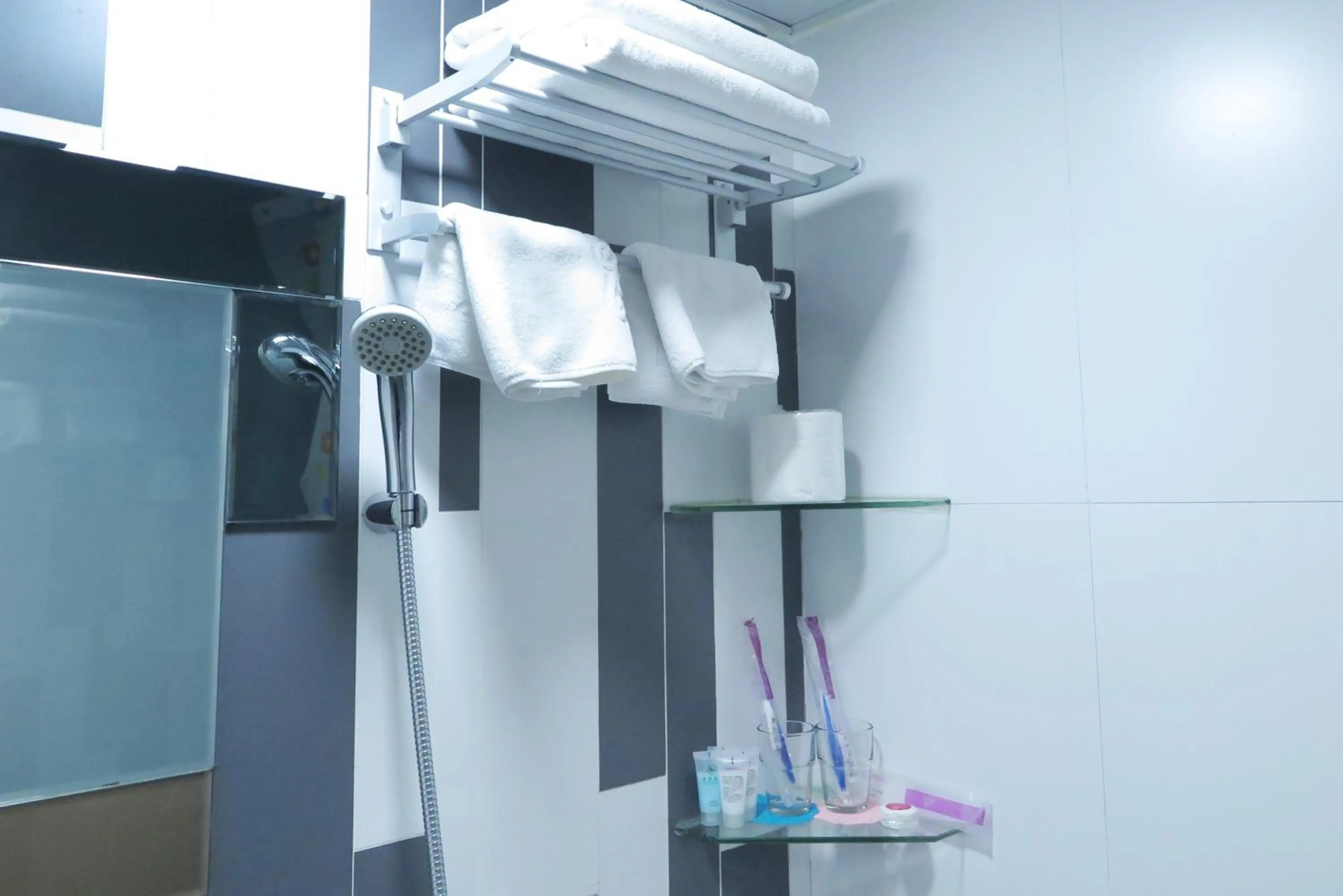 Other in Shanghai Red