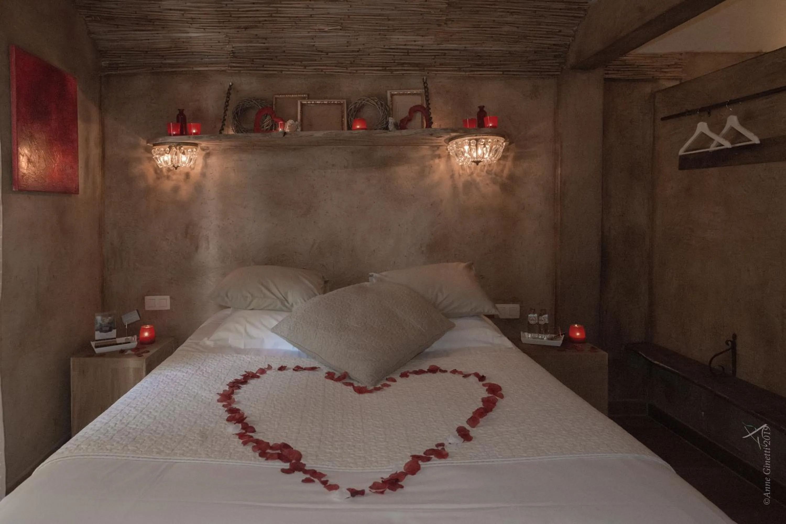 Bed in Les Chambres du Vivier, chambres d'hôtes à Durbuy