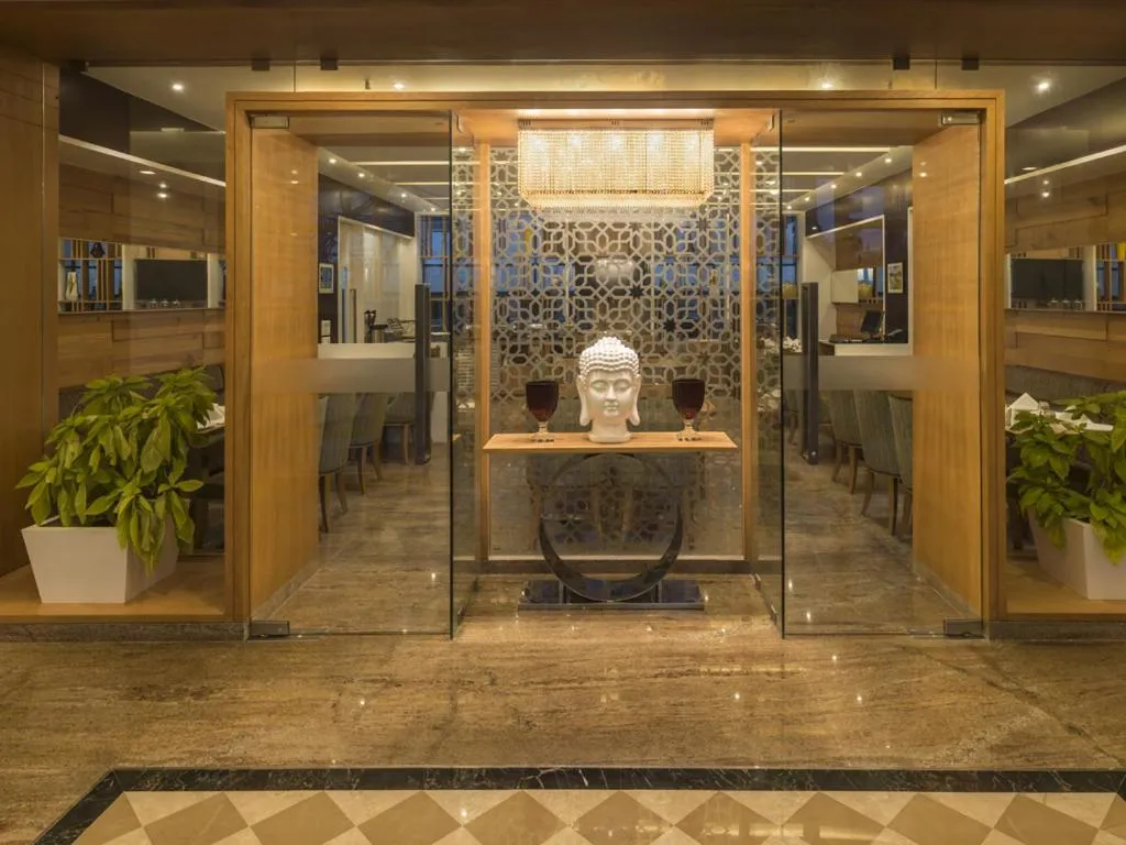 Decorative detail in GCC North Side