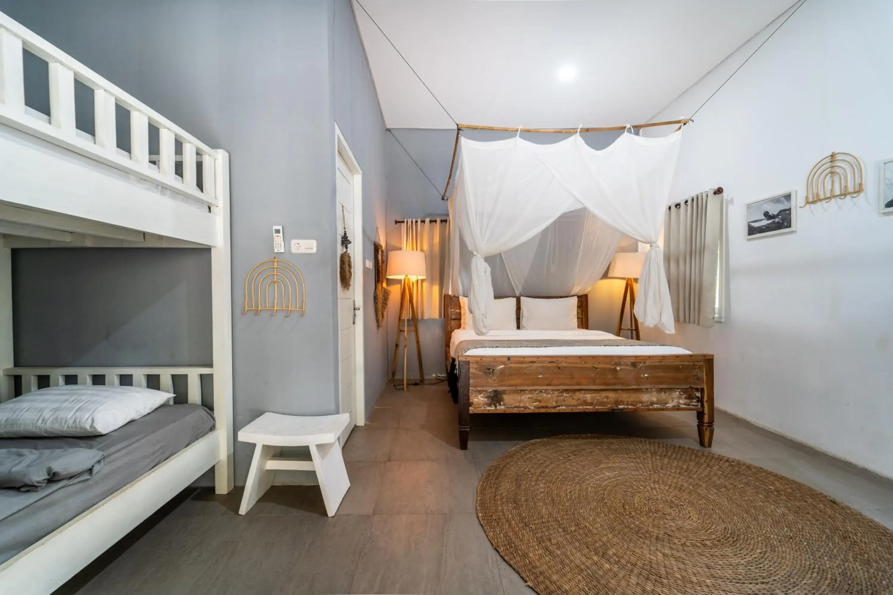 Family Room with Double Bunk Bed in Mowies On The Beach Family Room with Double Bunk Bed in Mowies On The Beach