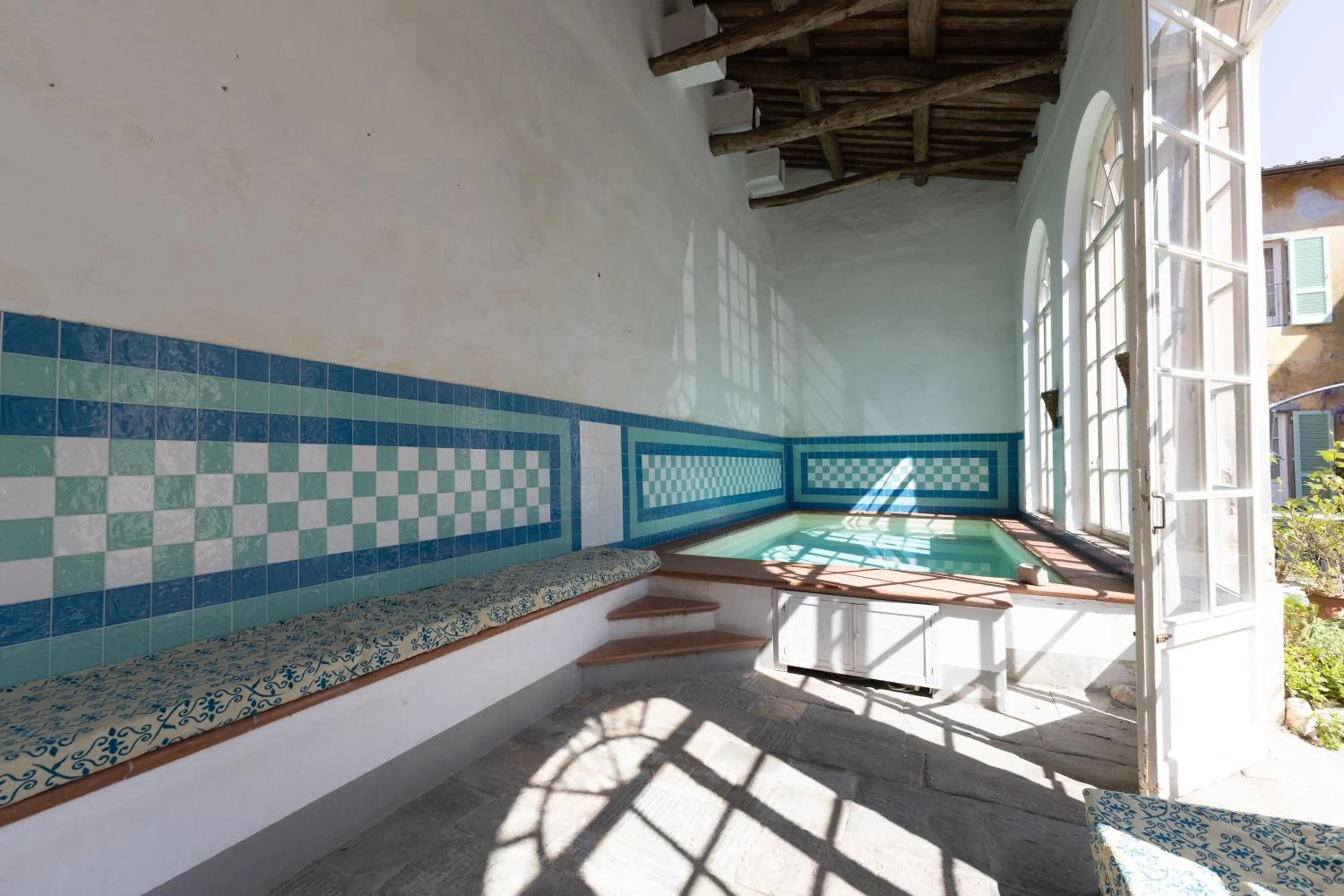 Pool view in Il Casale Di Villa Rossi