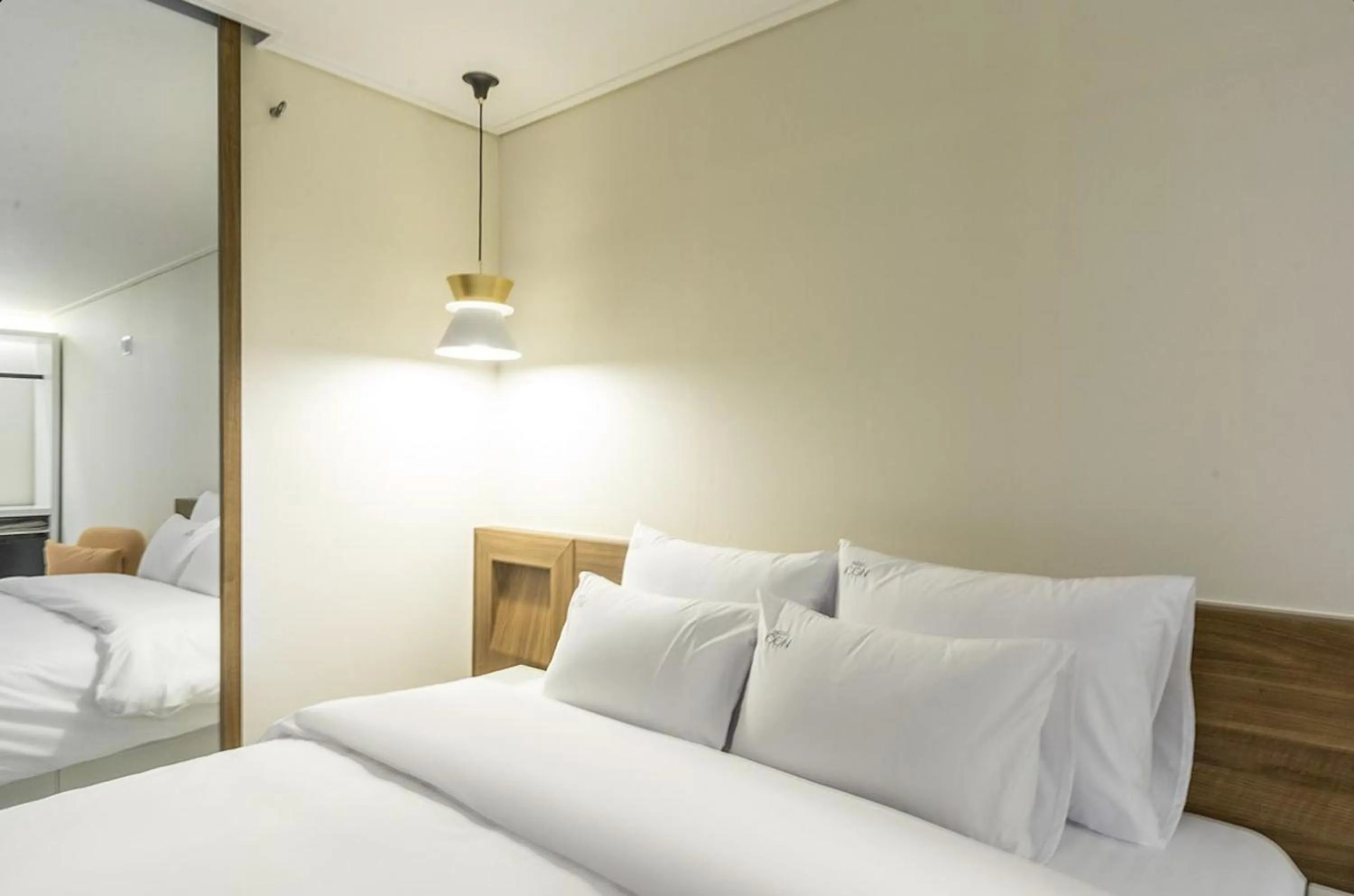 Bed in Icon Hotel Gunsan