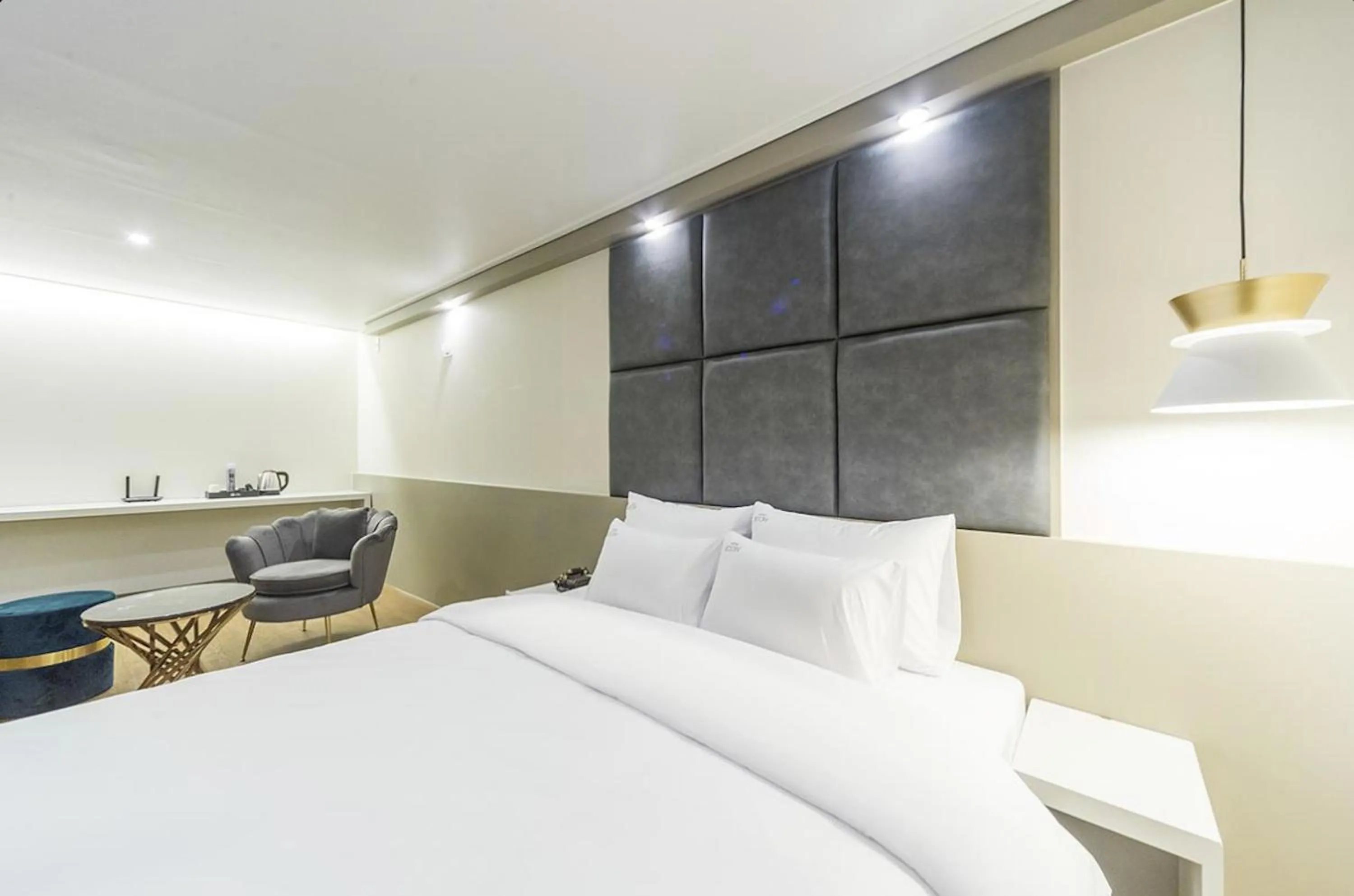 Bed in Icon Hotel Gunsan