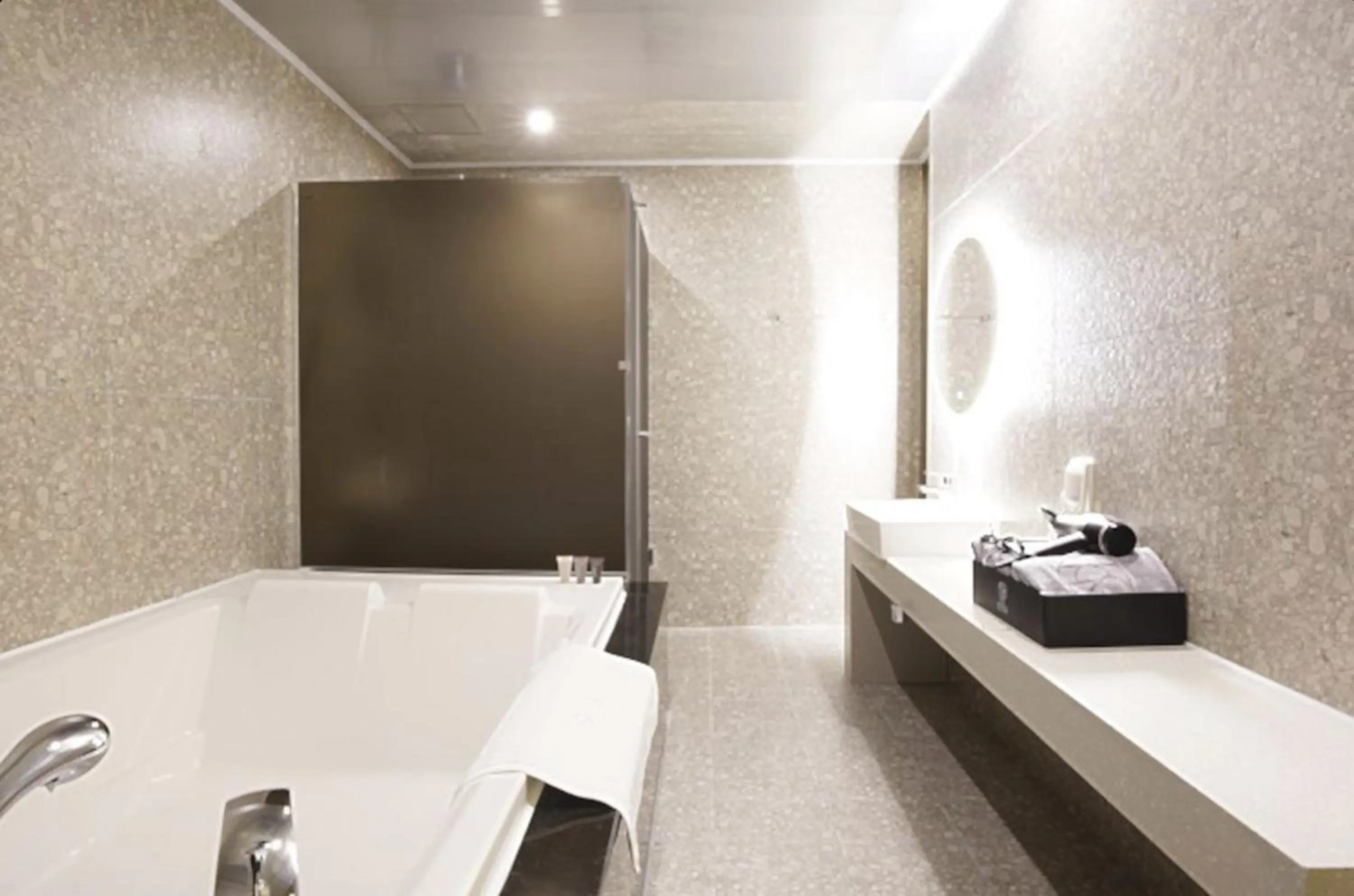 Bed in Icon Hotel Gunsan