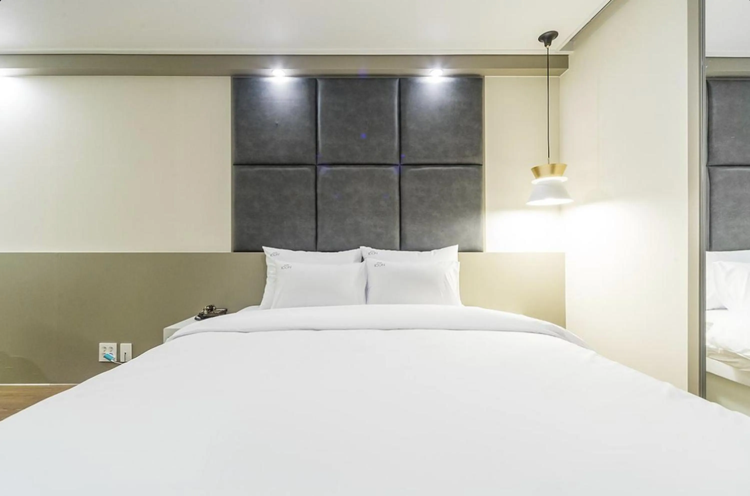 Bed in Icon Hotel Gunsan