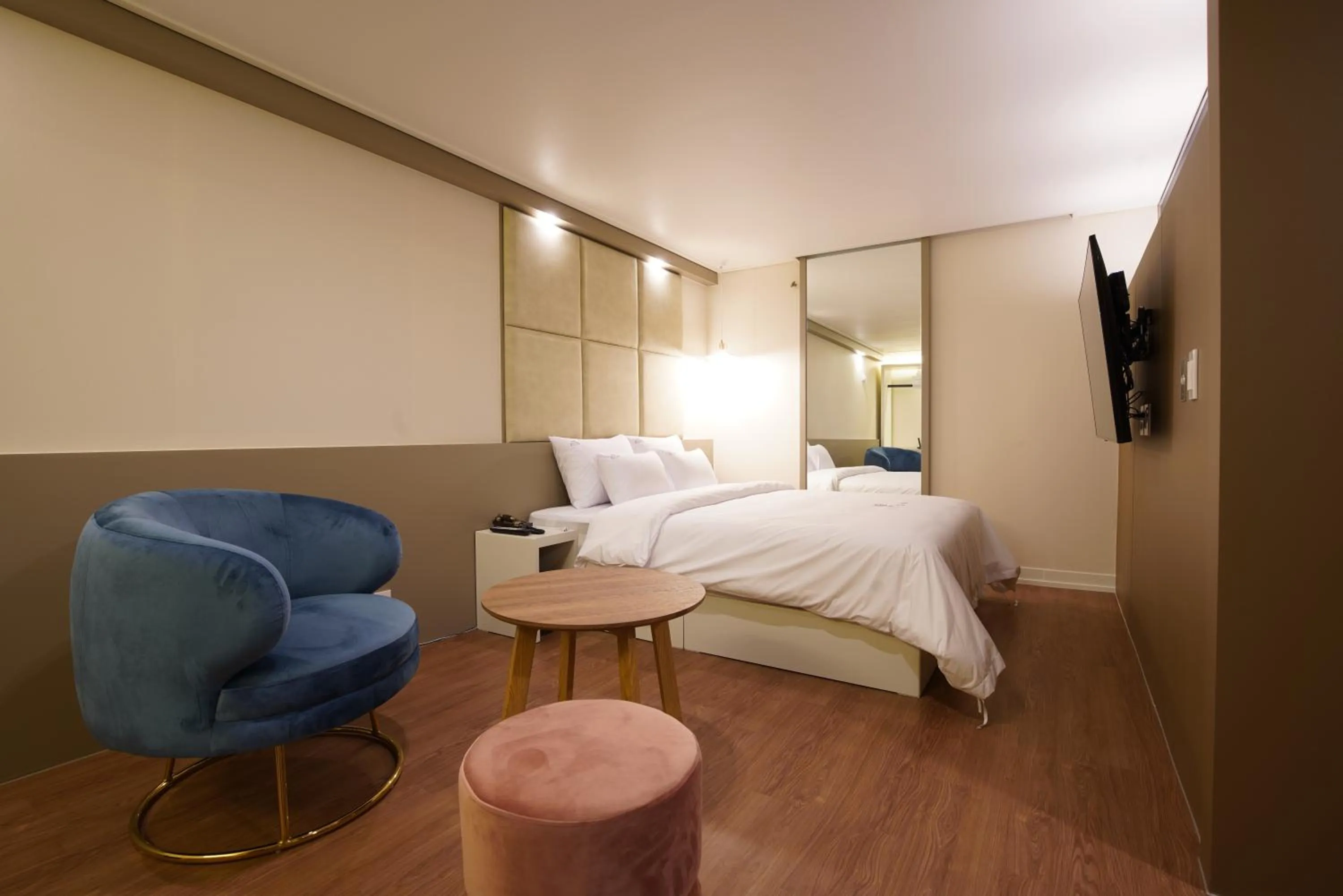 Bed in Icon Hotel Gunsan