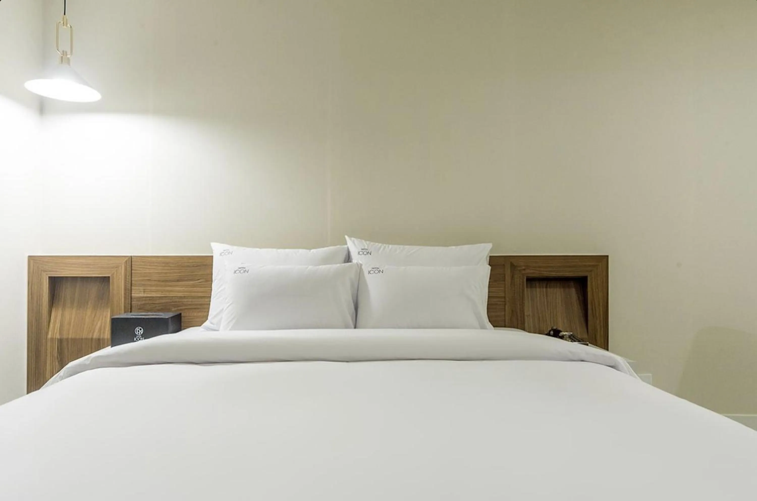 Bed in Icon Hotel Gunsan