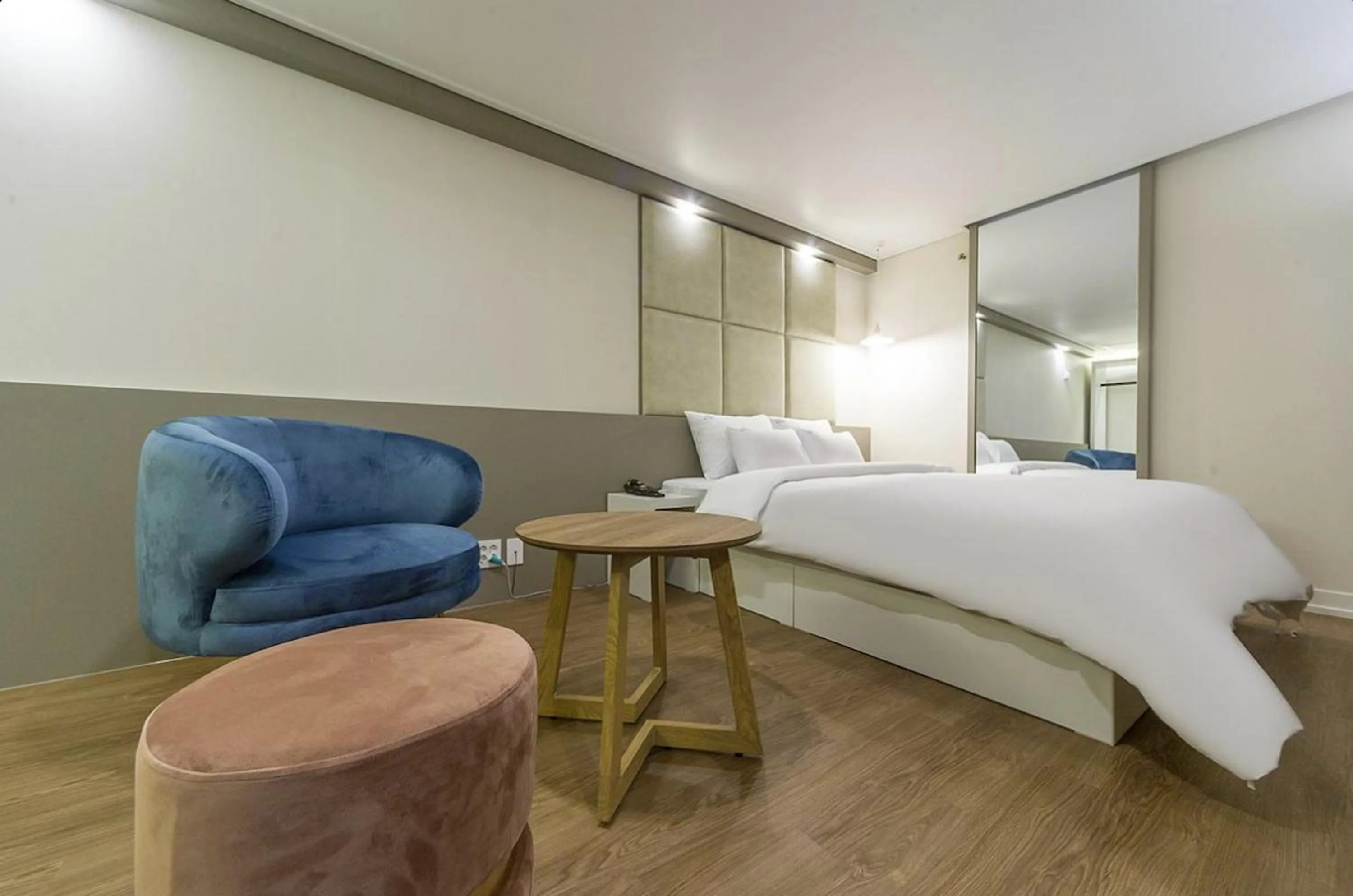 Bed in Icon Hotel Gunsan