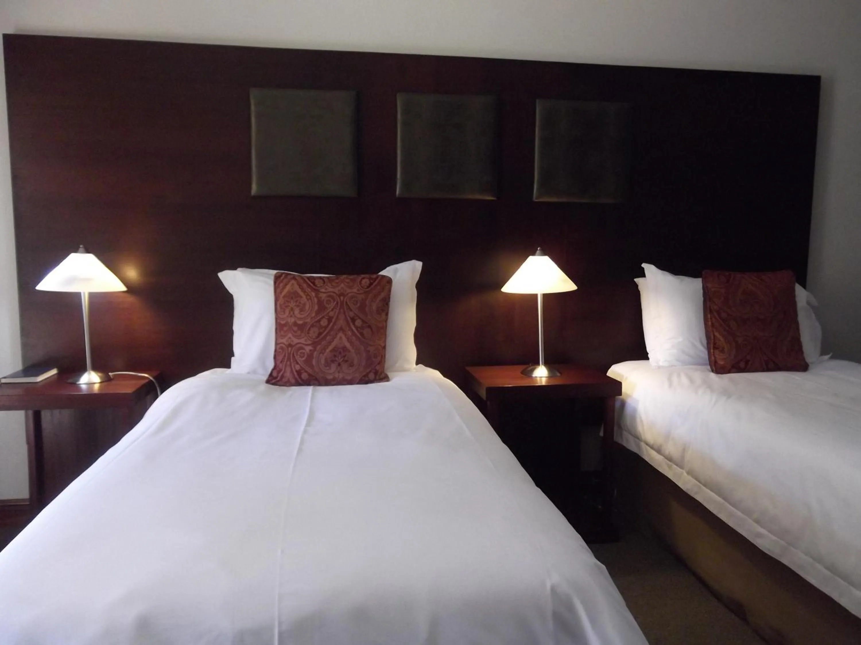 Shower, Bed in Belmont Guesthouse