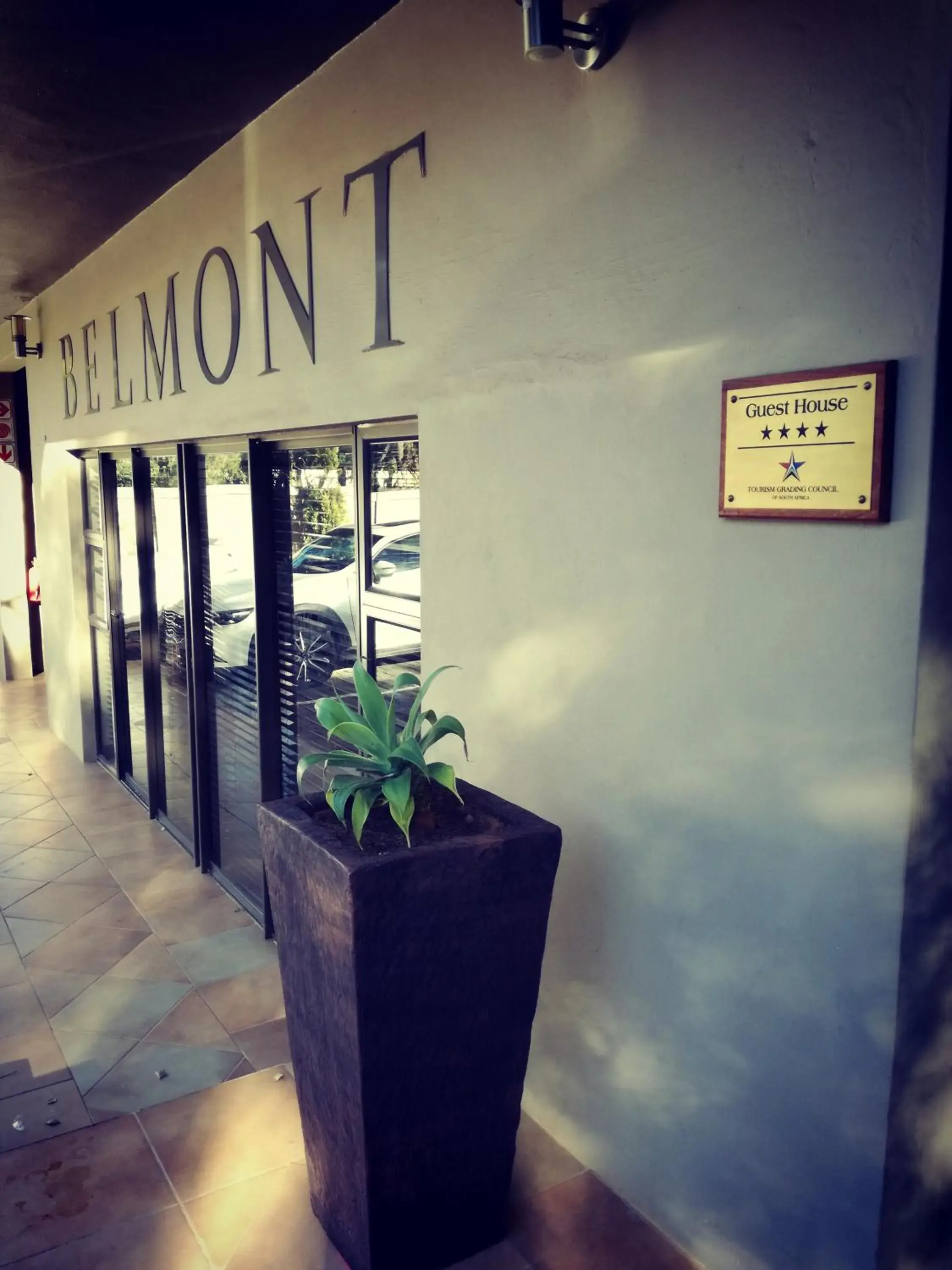 Facade/entrance in Belmont Guesthouse Facade/entrance in Belmont Guesthouse