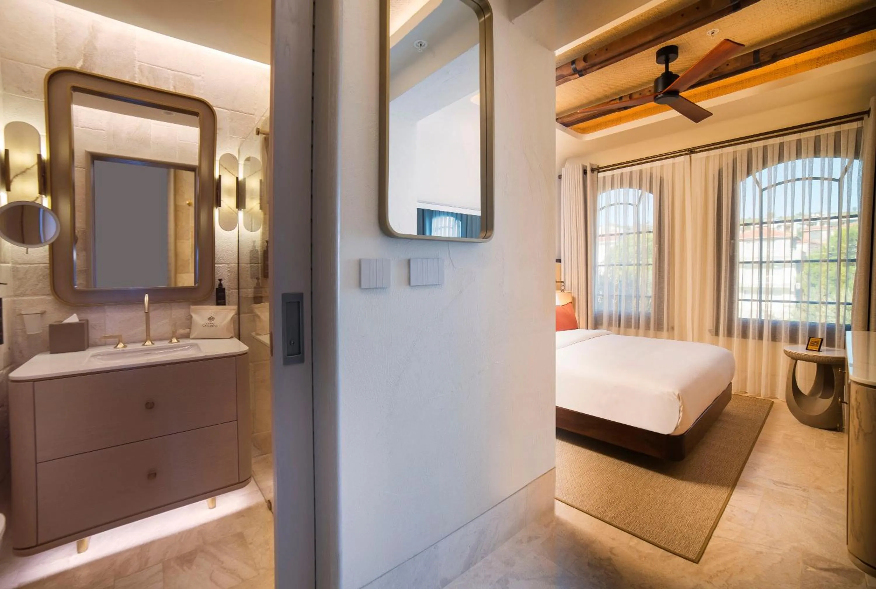 Superior Double Room in Cunda Callisto Hotel & Spa Adult Only 14