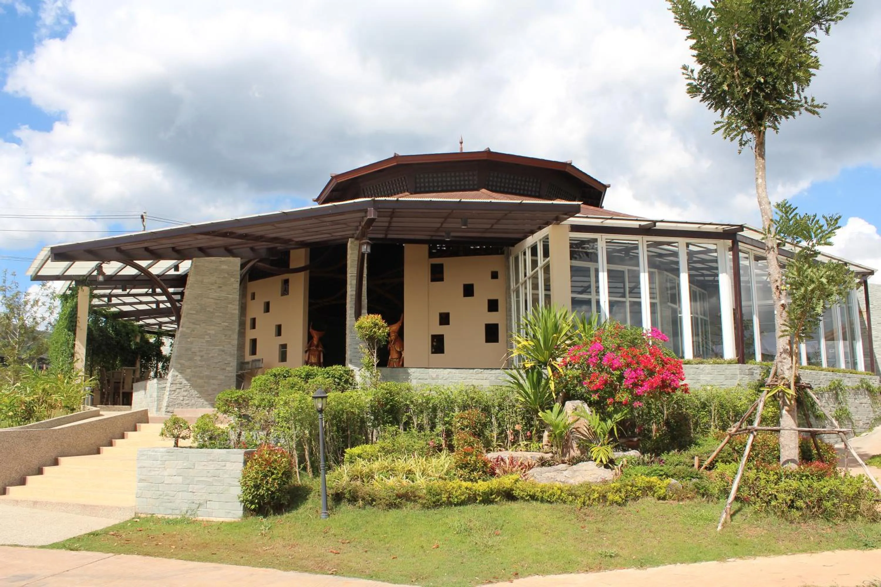 Restaurant/places to eat in Phurua Sanctuary Resort and Spa